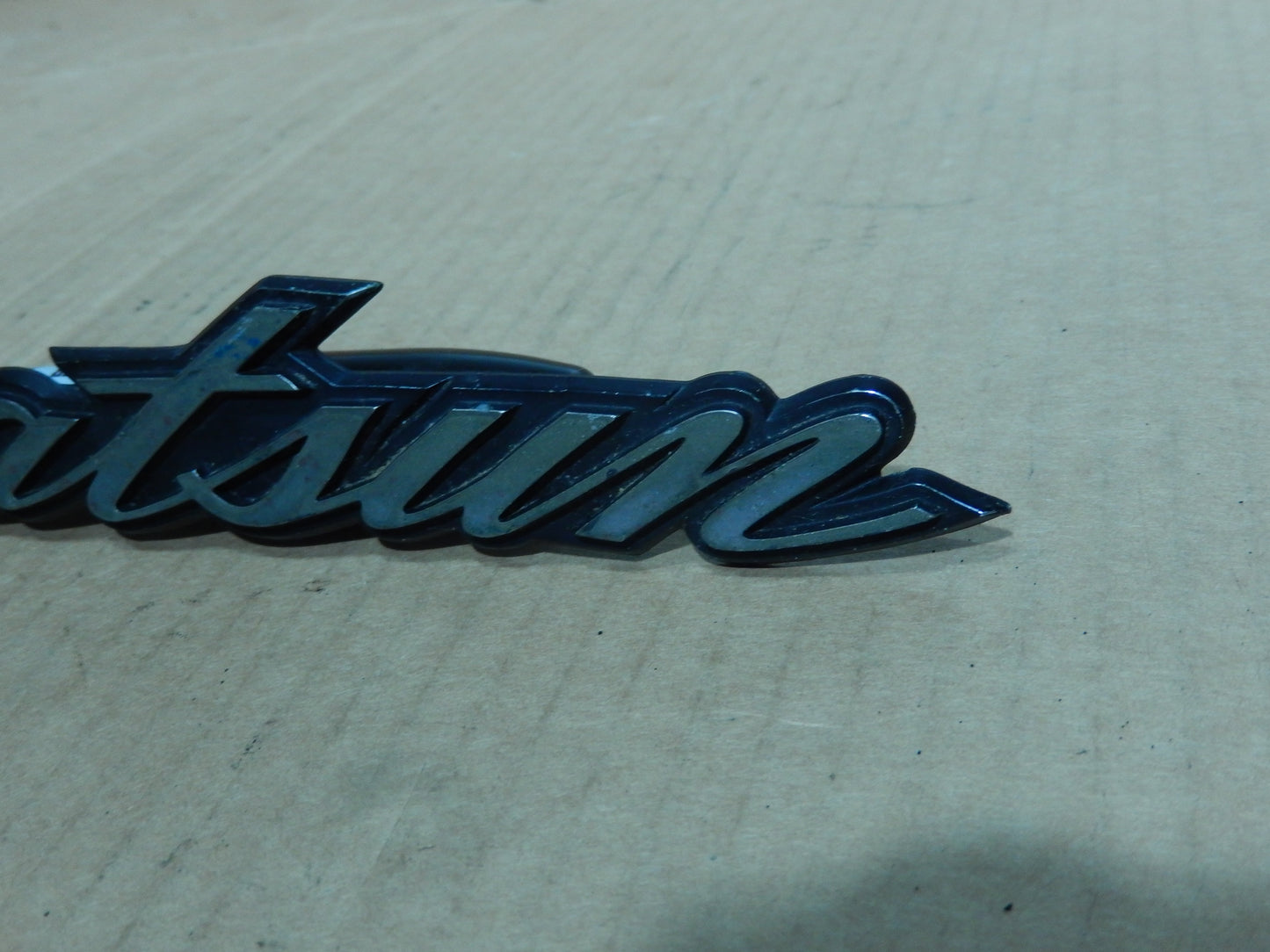 Datsun 240Z Rear Hatch Script
