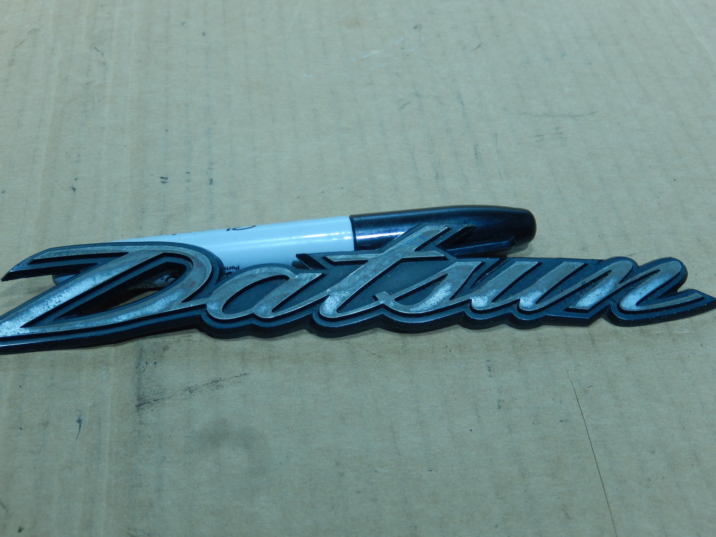 Datsun 240Z Rear Hatch Script