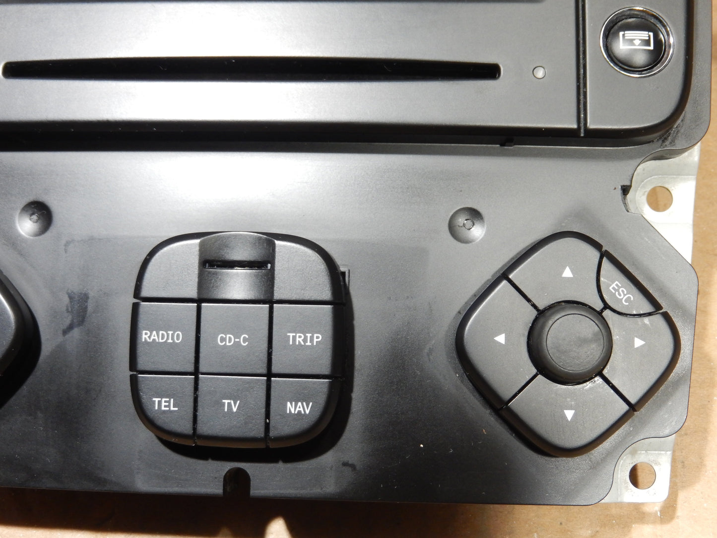Maserati M139 Navigation Screen and Controls