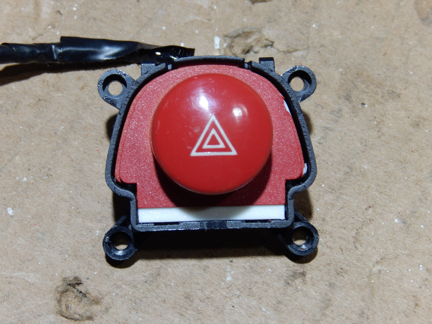 Maserati M139 Center Console Safety Flasher Switch