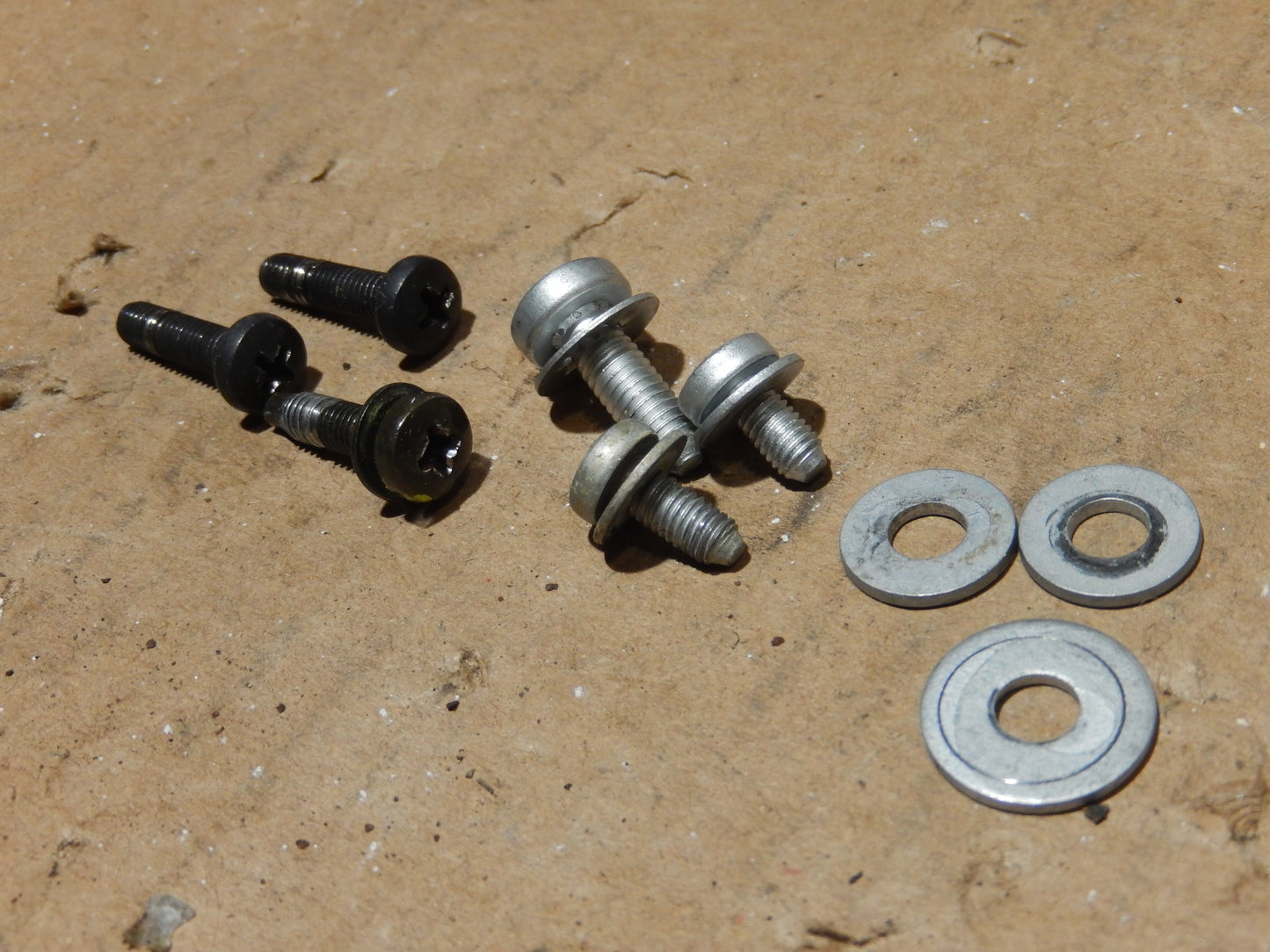 Maserati M139 Center Console Fasteners