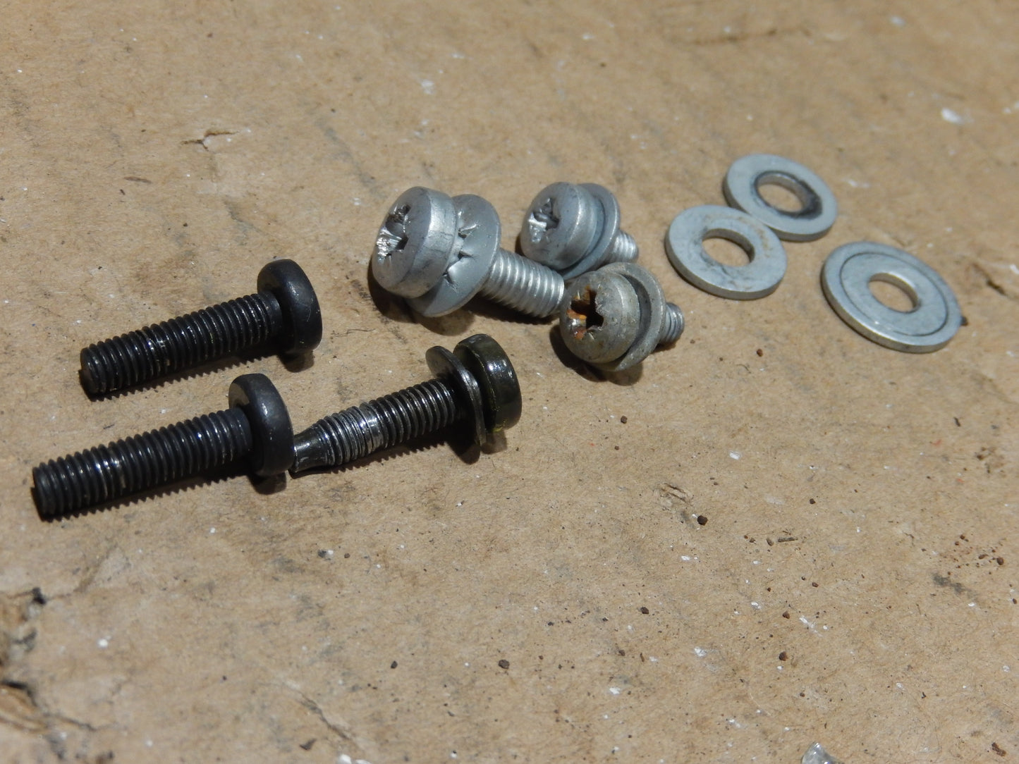 Maserati M139 Center Console Fasteners