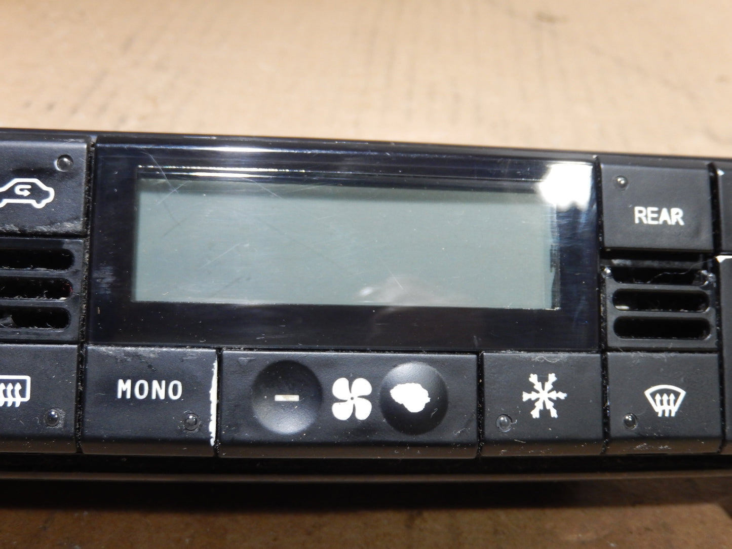 Maserati M139 Console Face Switch Panel