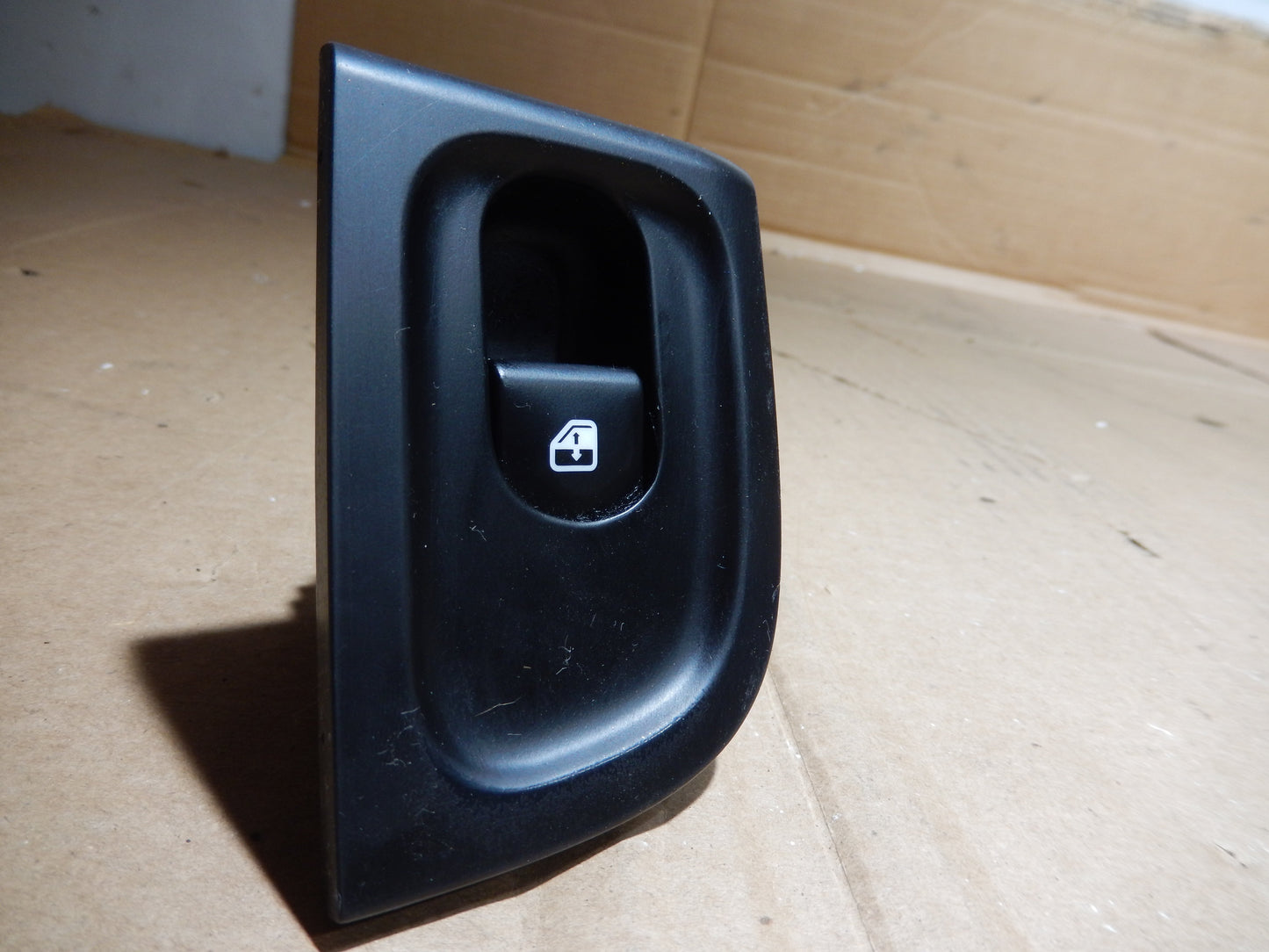 Maserati Quattroporte M-139 Drivers Side Window Switch