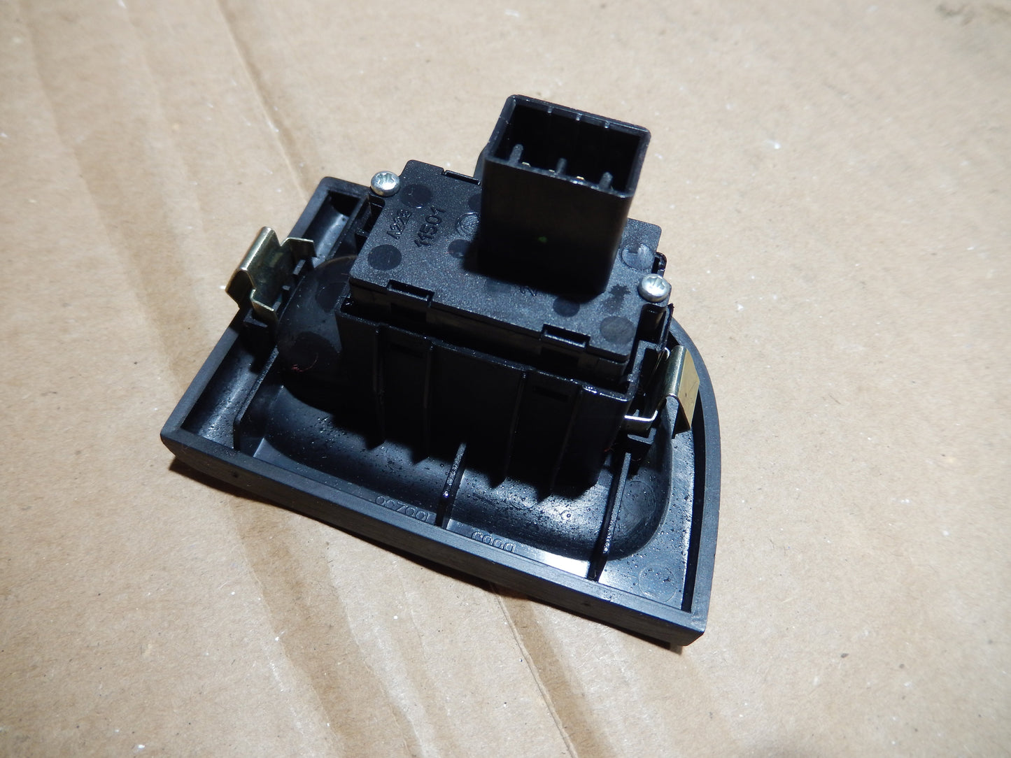 Maserati Quattroporte M-139 Passengers Side Window Switch