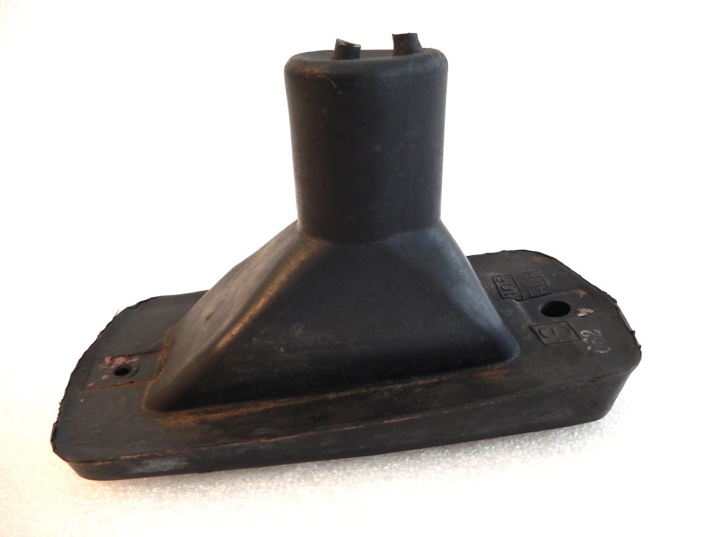 Datsun 240Z - 280Z Rear Side Marker Boot