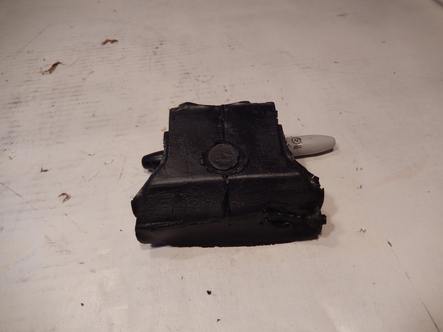 Datsun 240Z Differential Mounting Block Saddle Bushing