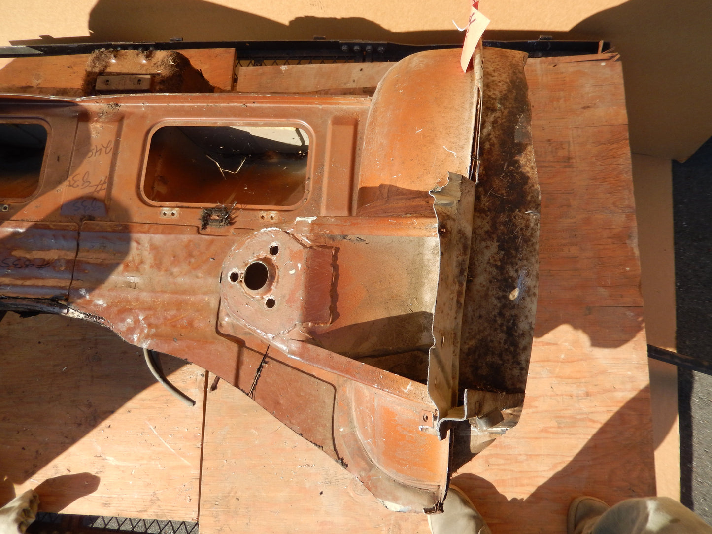 Datsun 240Z 1972 Interior Deck Body Cut