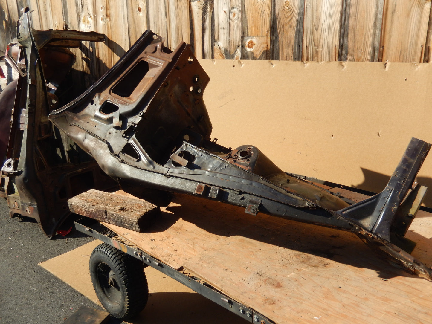 Datsun 240Z 1972 Front Passengers Inner Fender/ Frame Body Cut