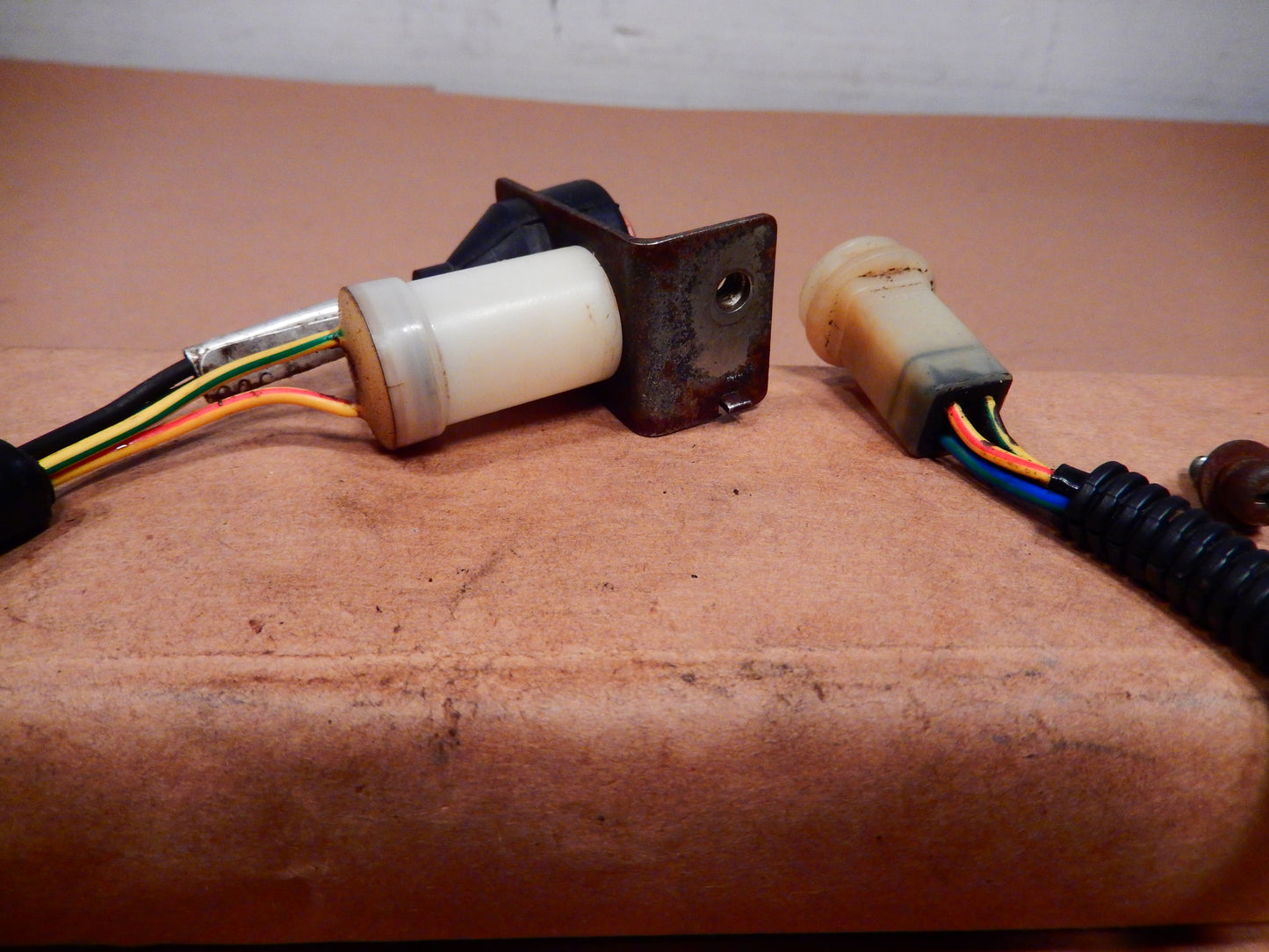 Datsun 280ZX Front Grill Mounted External Temperature Sensor