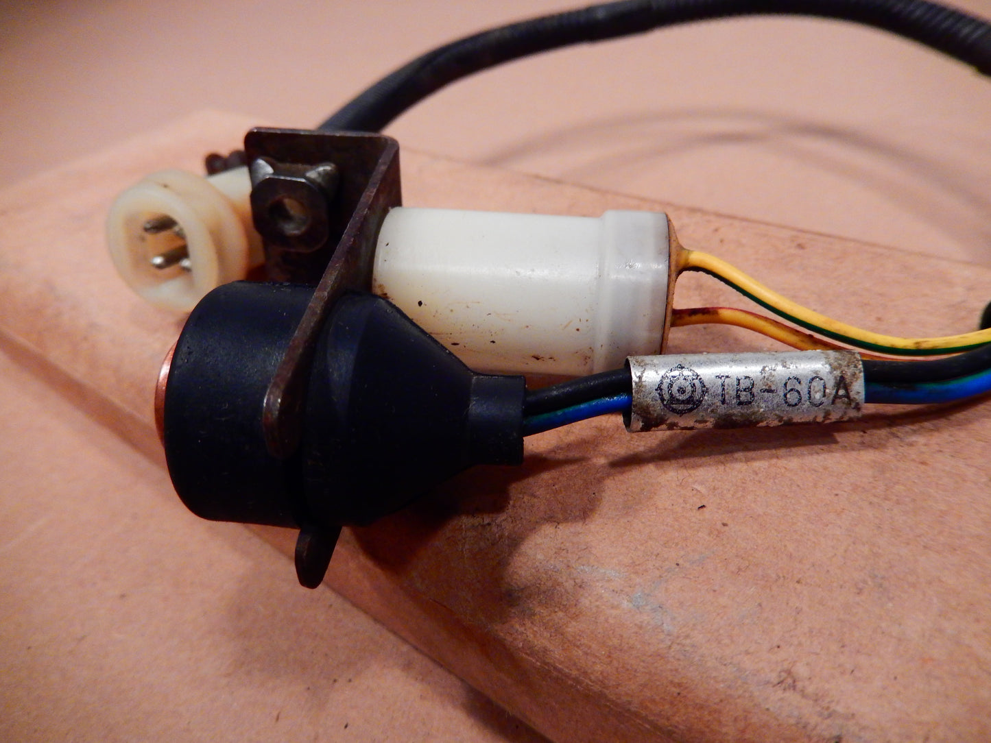 Datsun 280ZX Front Grill Mounted External Temperature Sensor