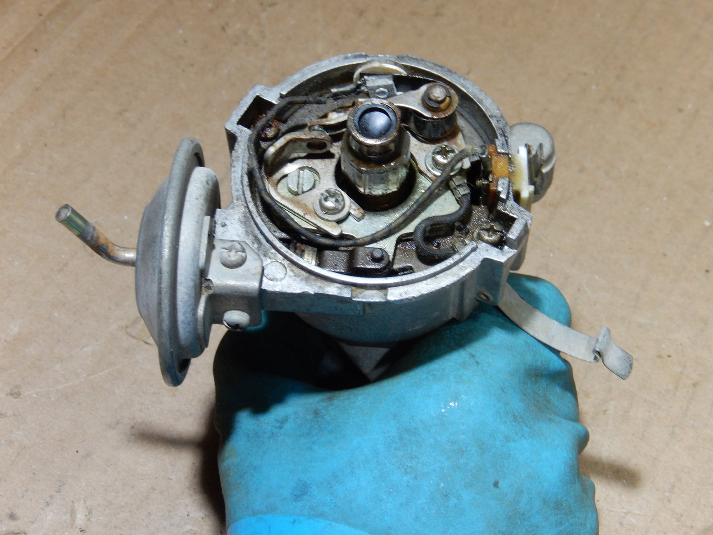 Datsun 240Z Series 1 Engine Distributor