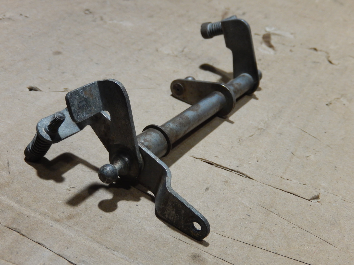 Datsun 240Z Series 1 Mid- Carb Throttle Assembly