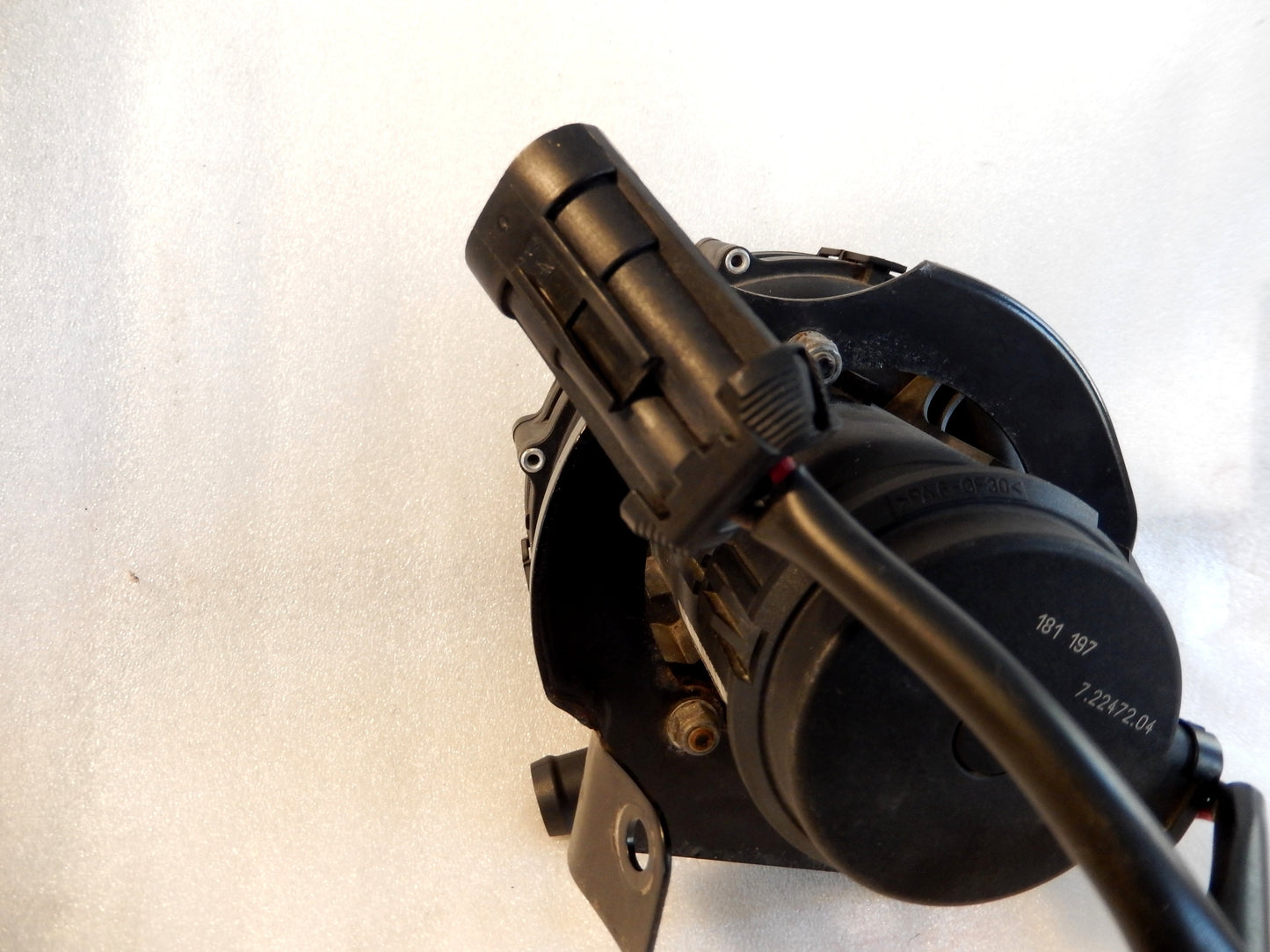 Maserati Quattroporte M139 Engine Air Pump