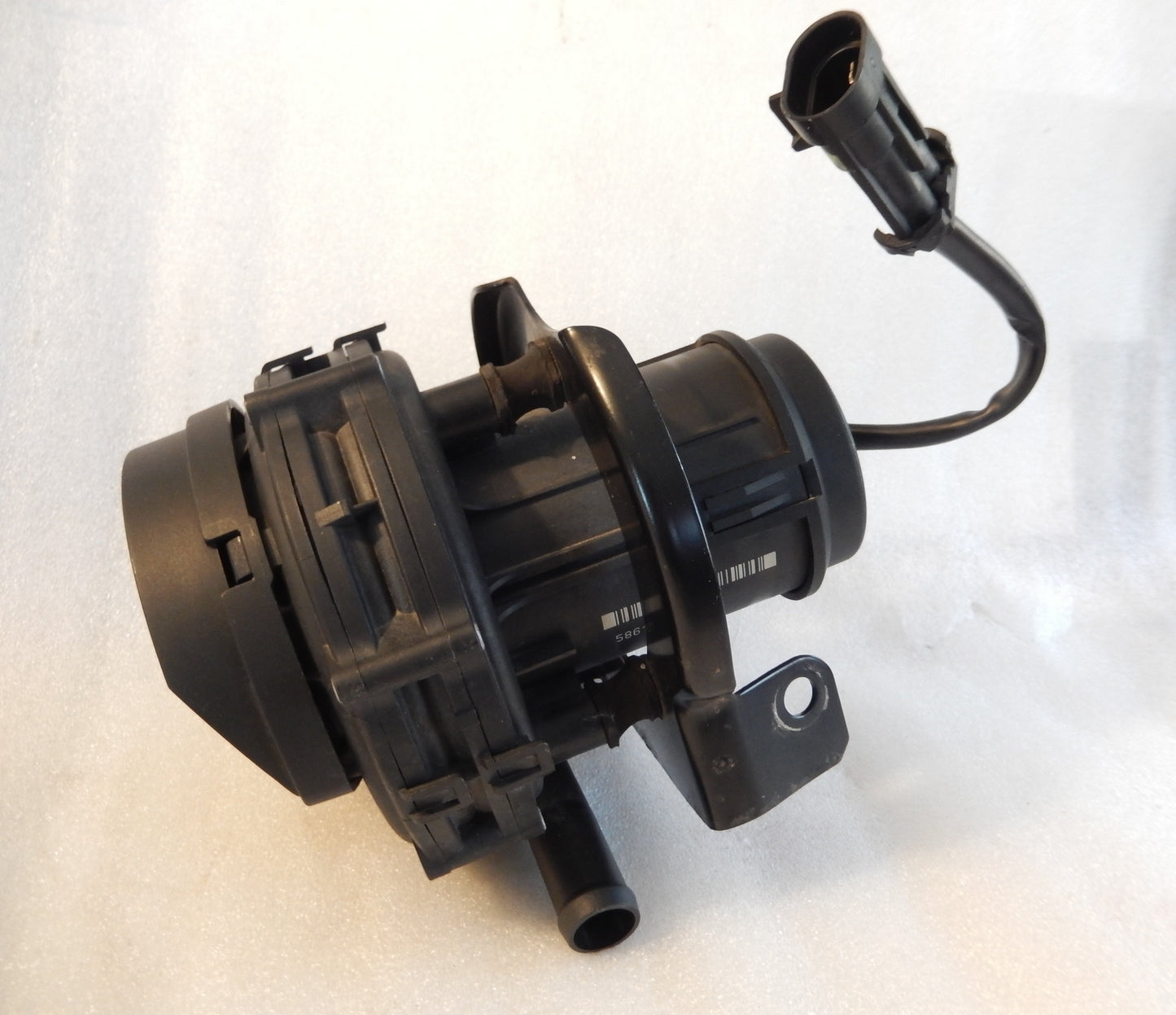Maserati Quattroporte M139 Engine Air Pump