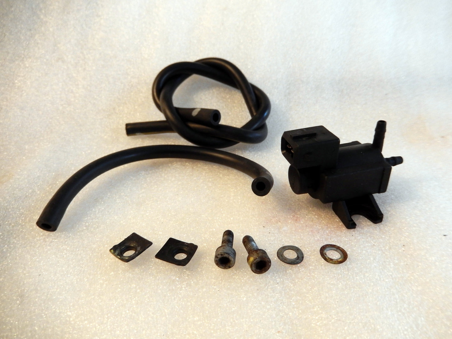 Maserati Quattroporte M139 Vacuum Sensor Switch and Hoses