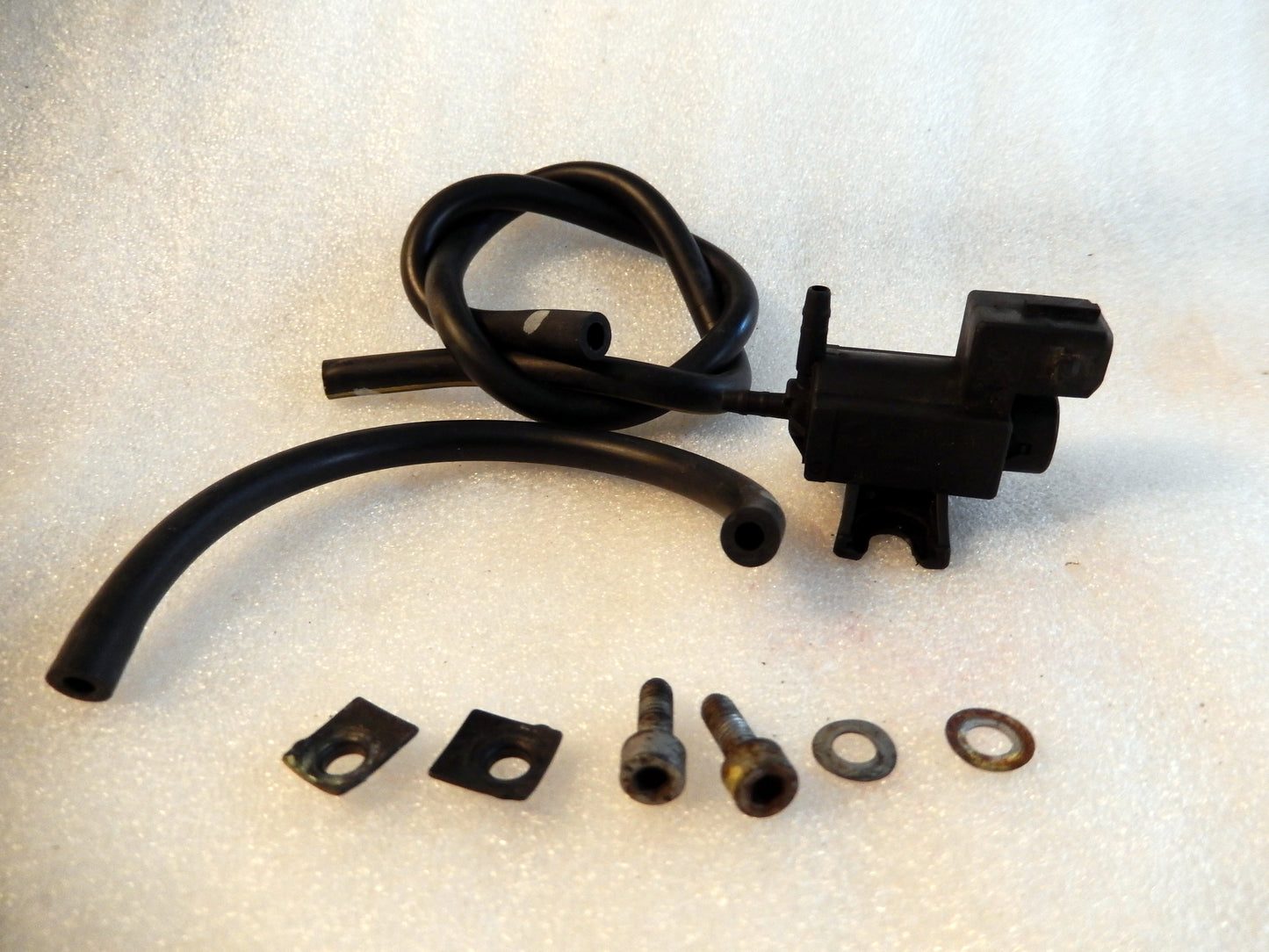 Maserati Quattroporte M139 Vacuum Sensor Switch and Hoses