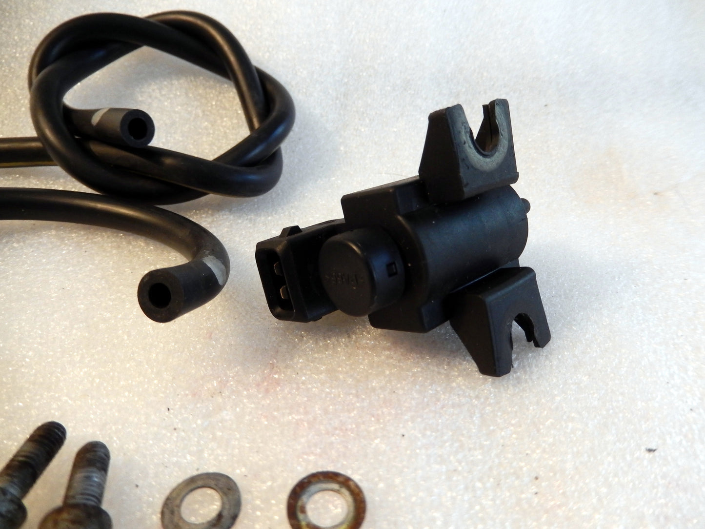 Maserati Quattroporte M139 Vacuum Sensor Switch and Hoses