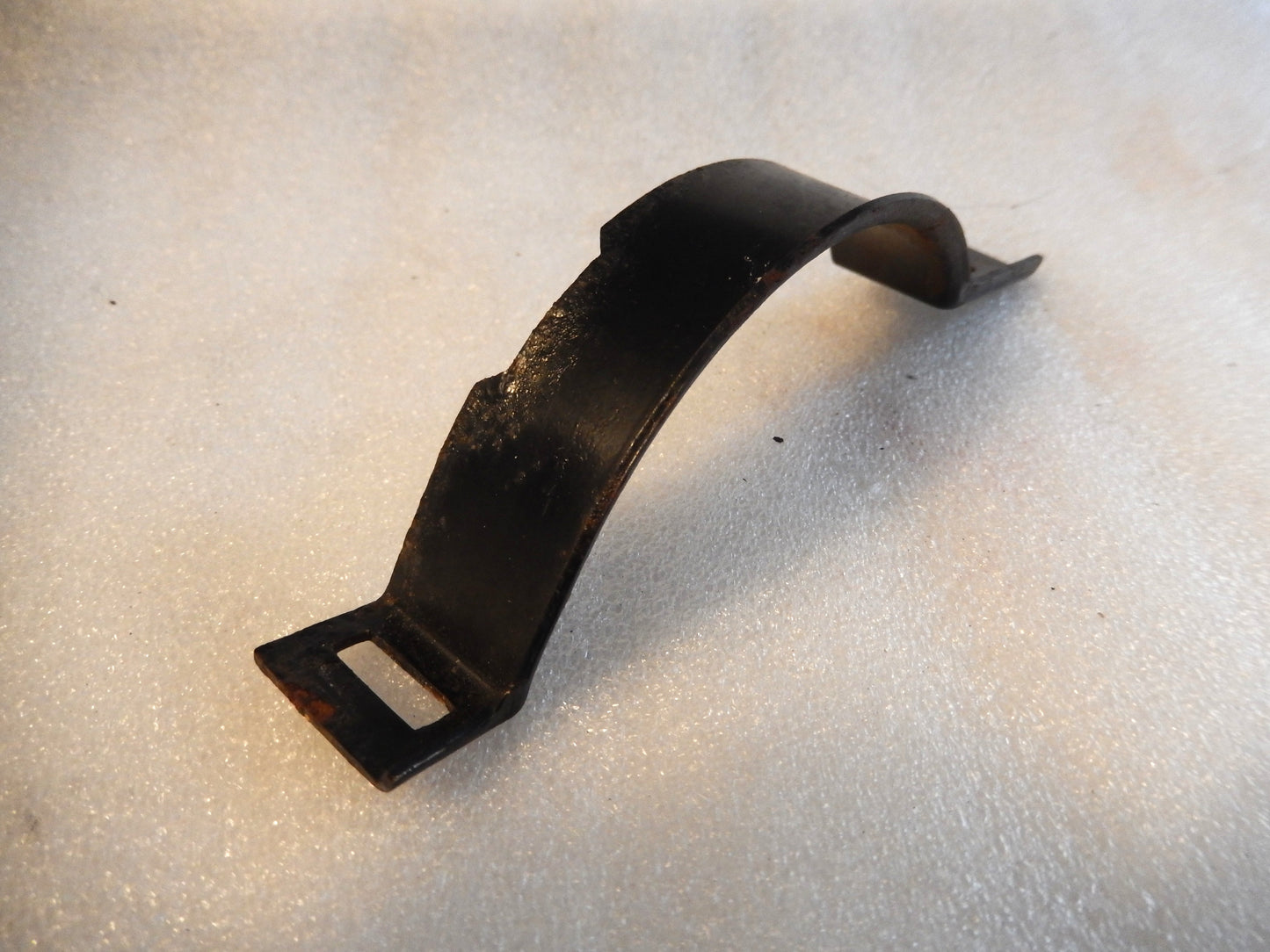 Maserati Quattroporte M139 Power Steering Bottle Clamp