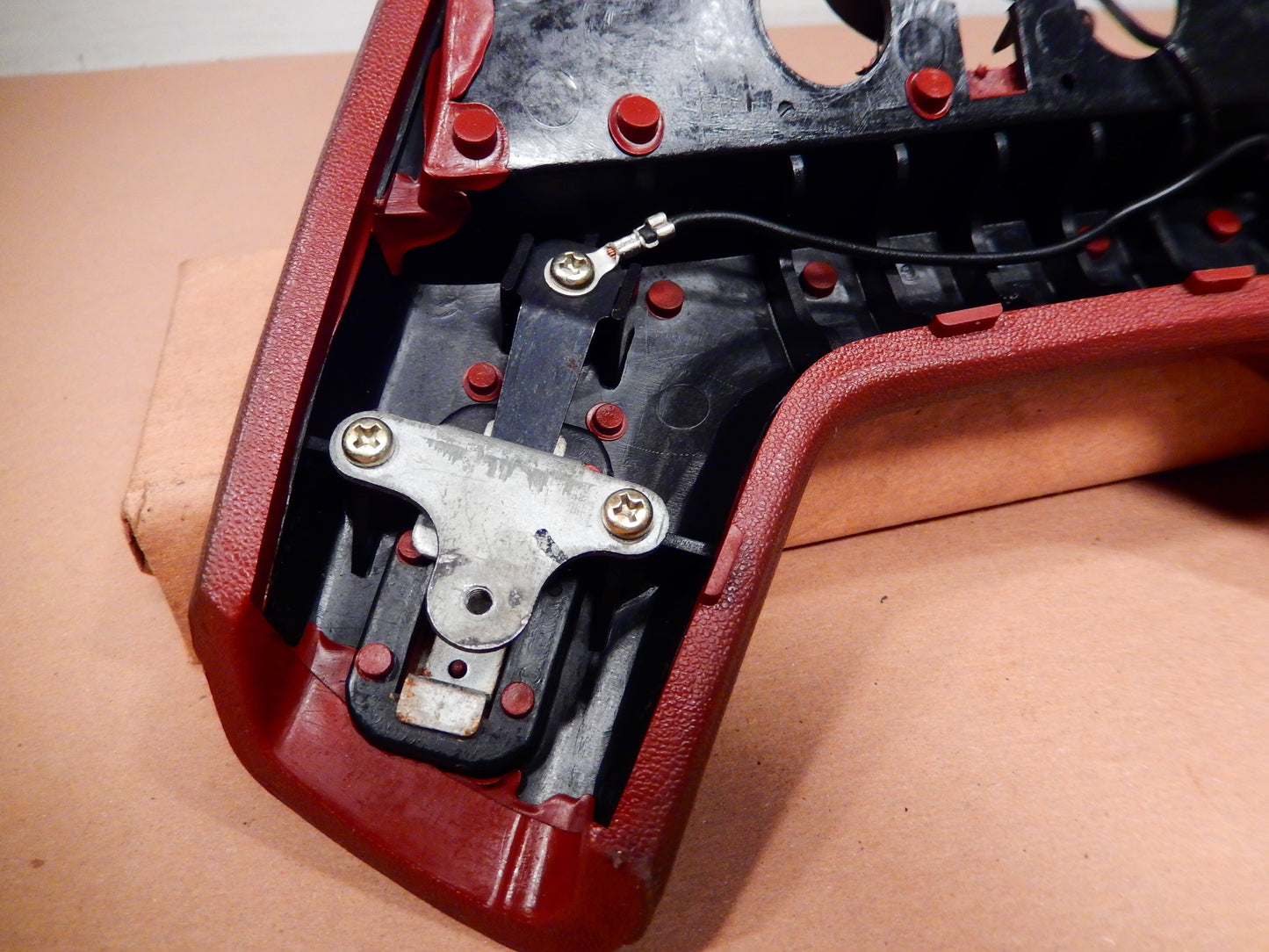 Datsun 280ZX Steering Wheel Horn Switch