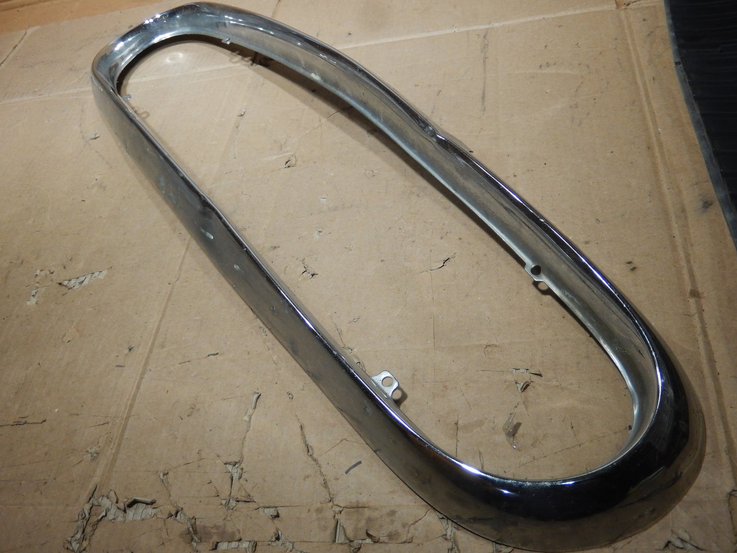 Volvo P1800ES Front Grill