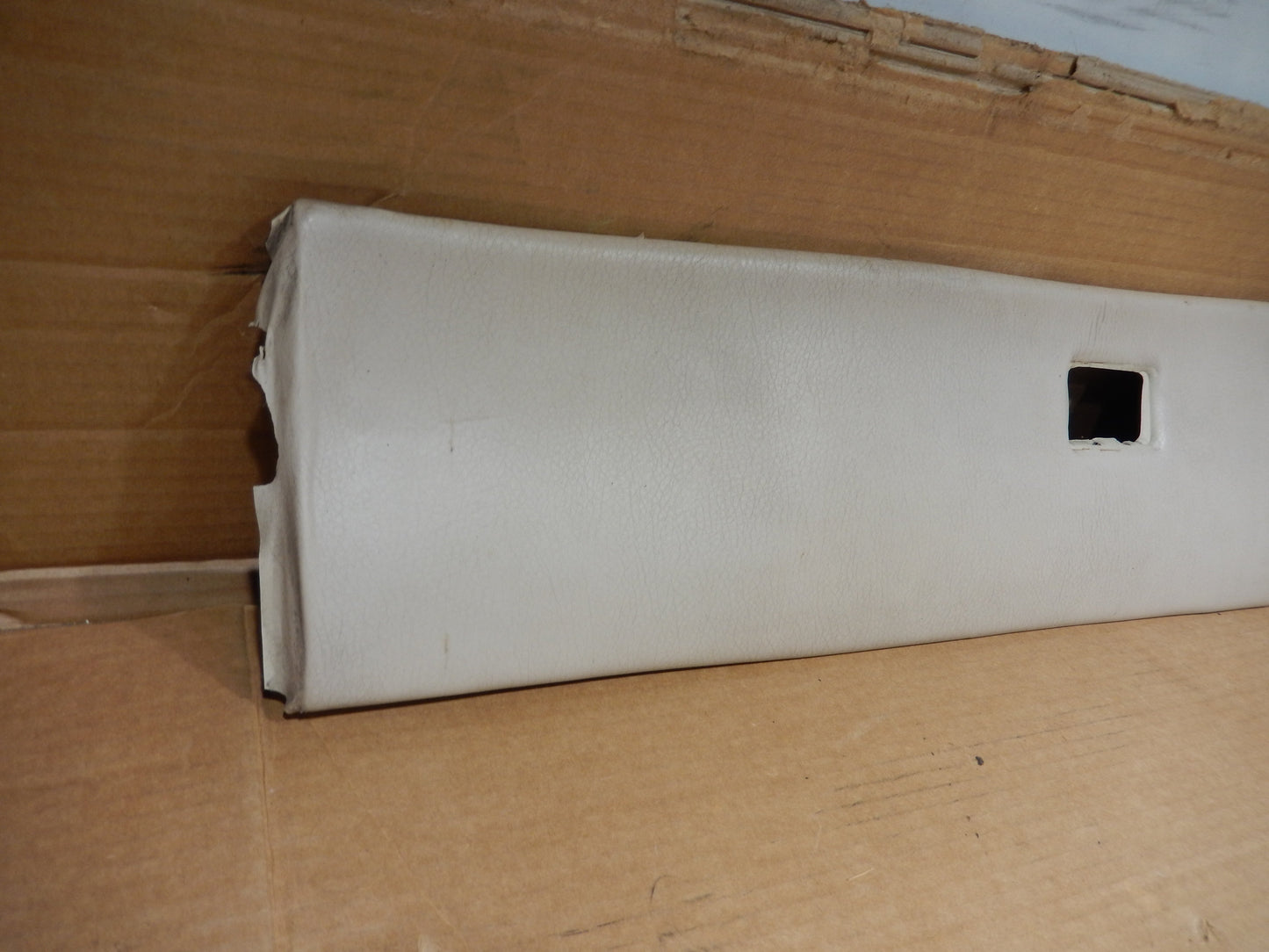 Datsun 280Z 2 + 2 Overhead Center Light Panel