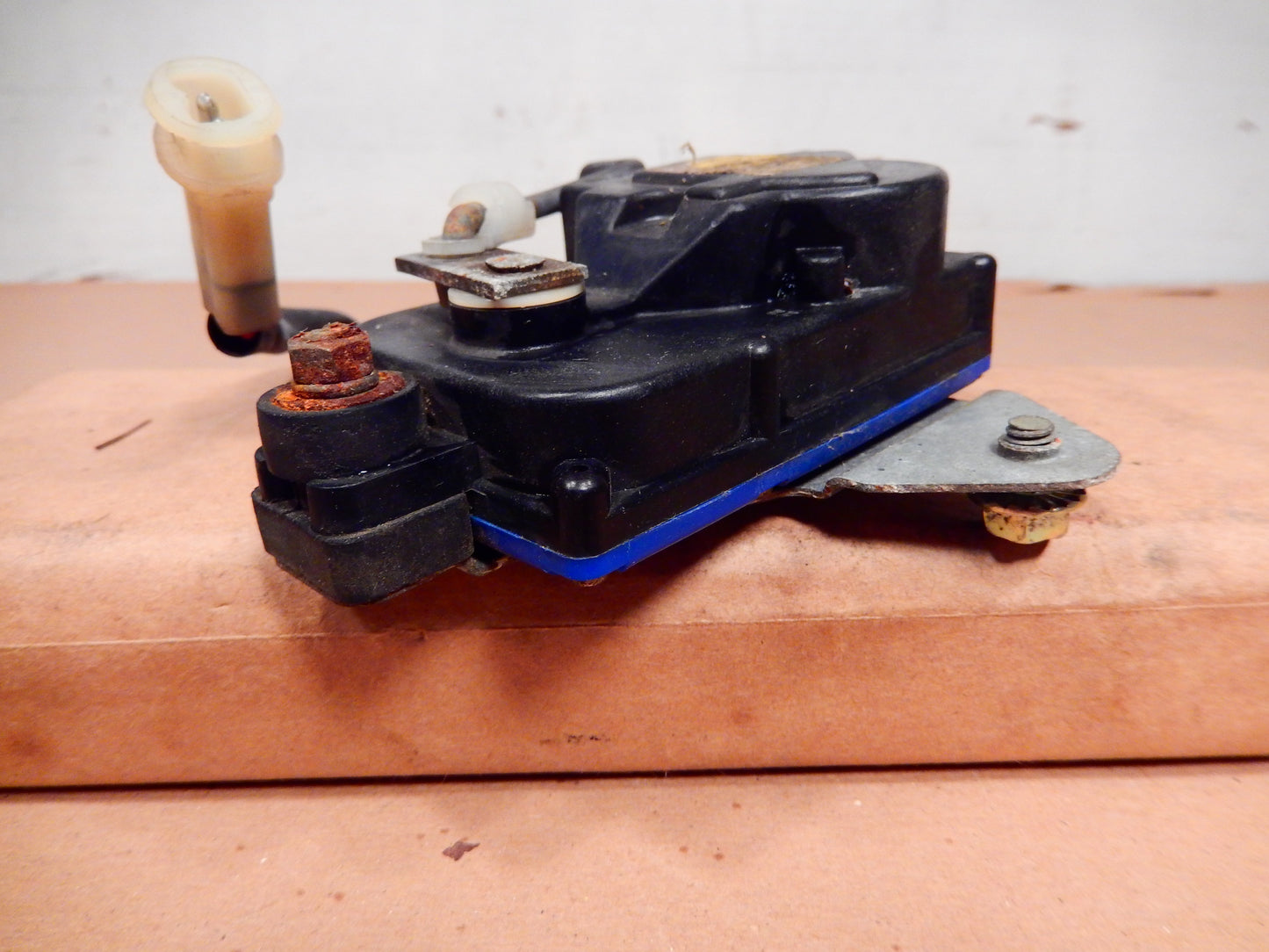 Datsun 280ZX Passenger Door Lock Servo Motor