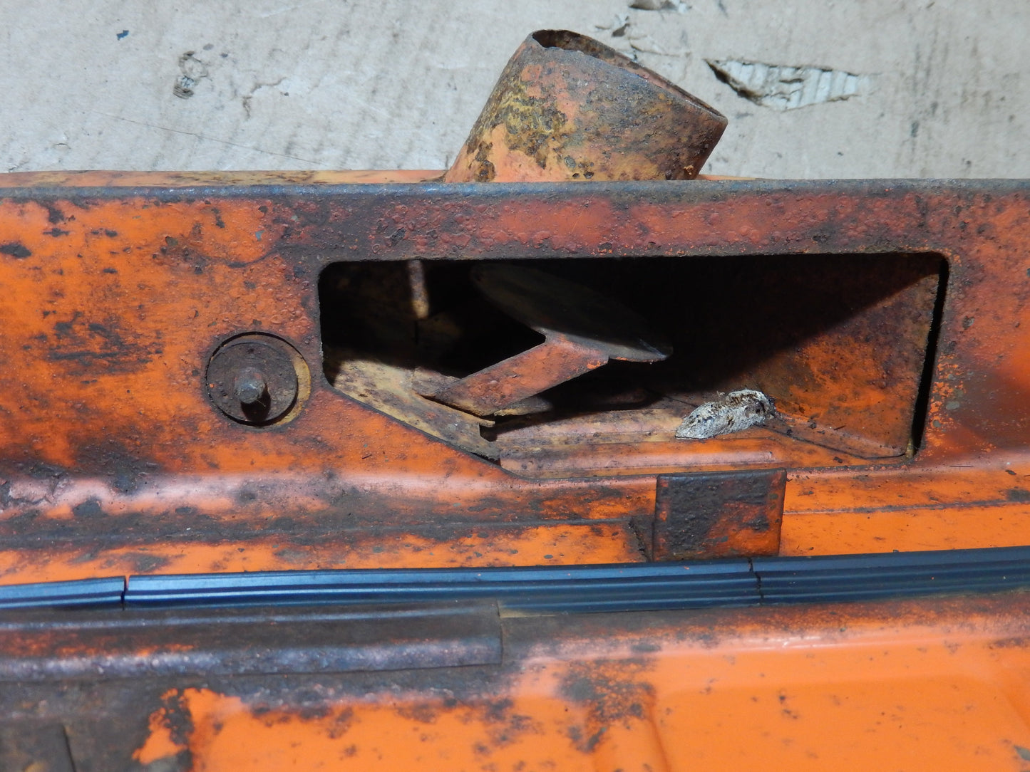 Datsun 240Z Main Air Filter Box