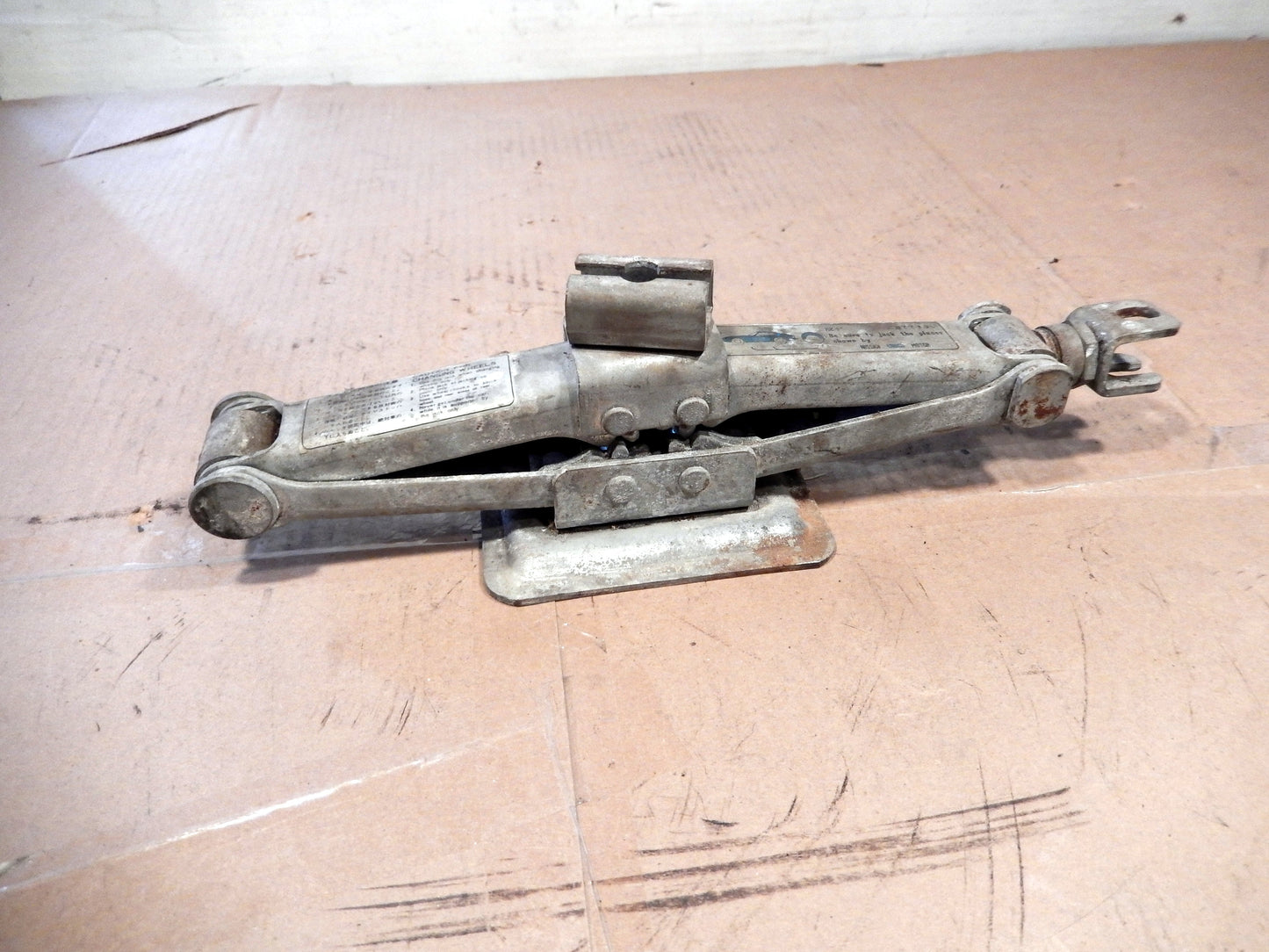 Datsun 240Z Lift Jack