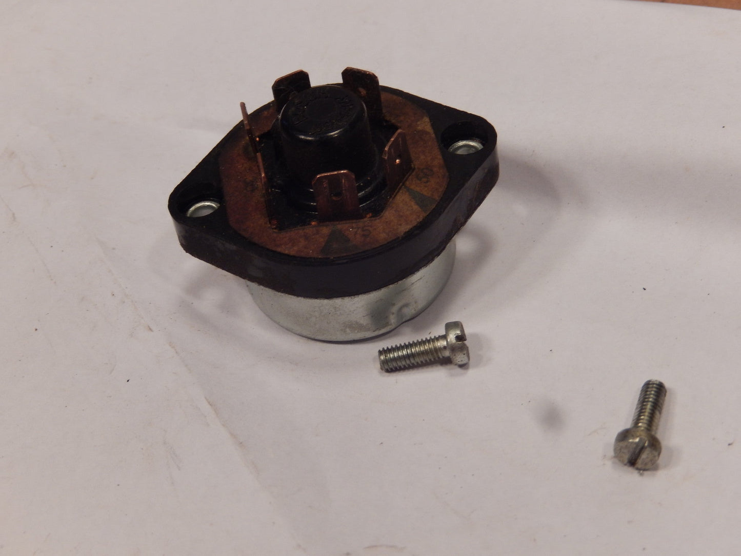 Volvo P1800ES Ignition Selector Switch