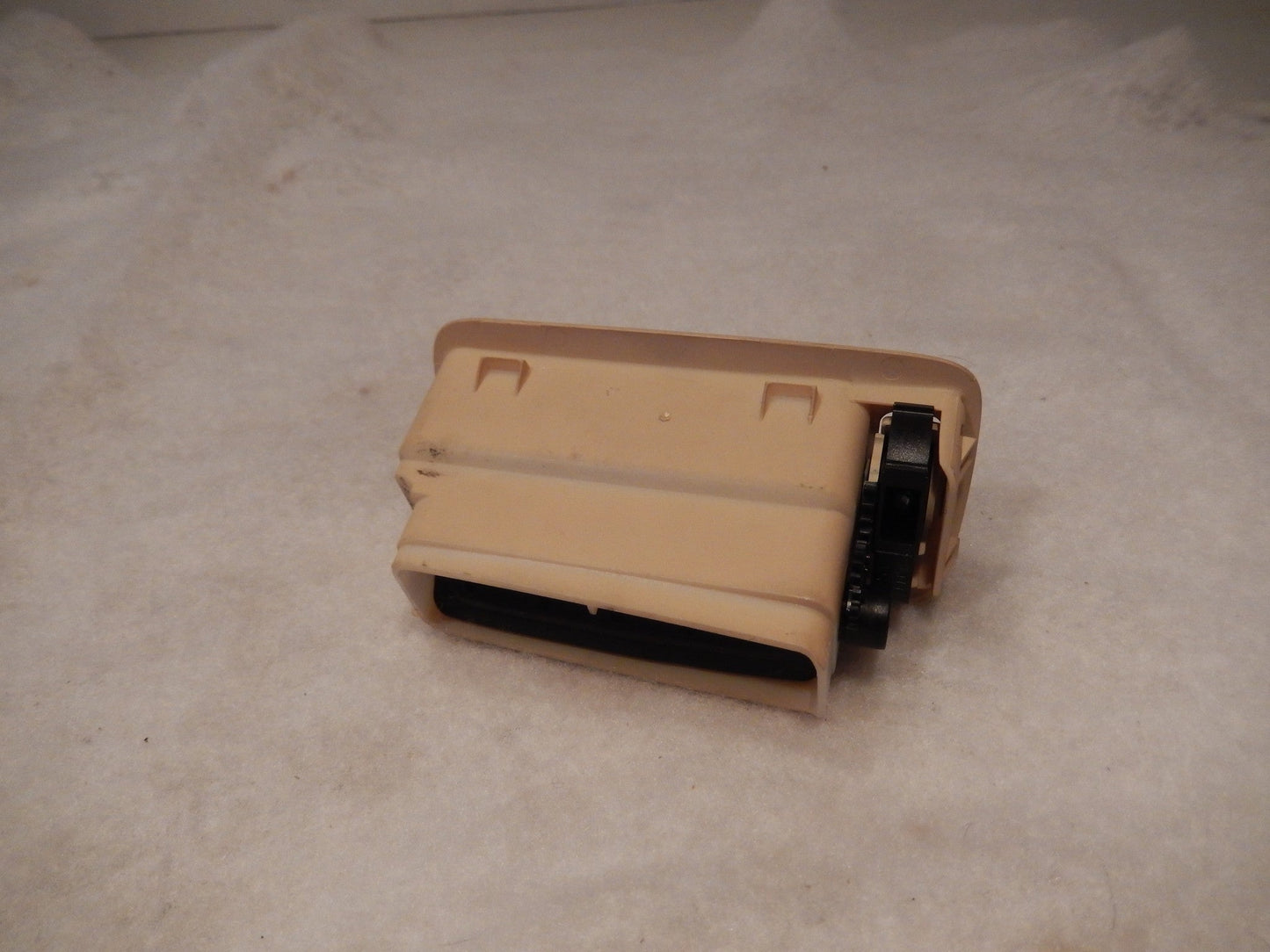 Maserati M-139 OEM NOS Light Tan B Pillar Vent