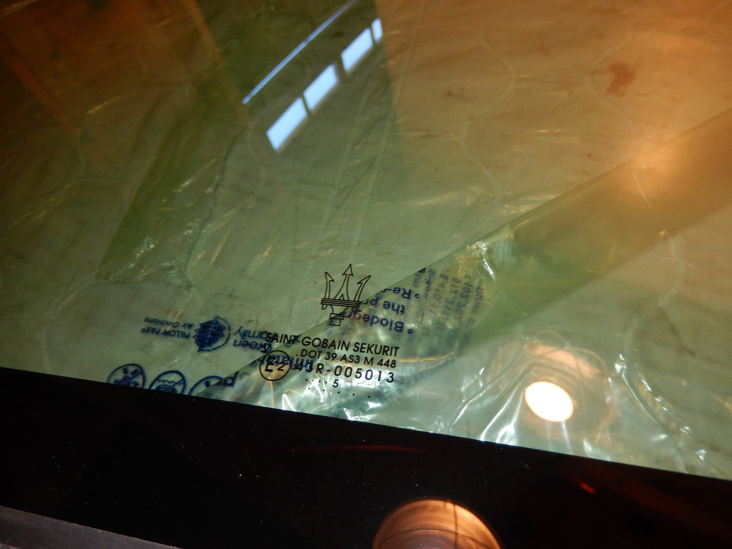Maserati Quattroporte M-139 NOS Sun Roof Glass Panel