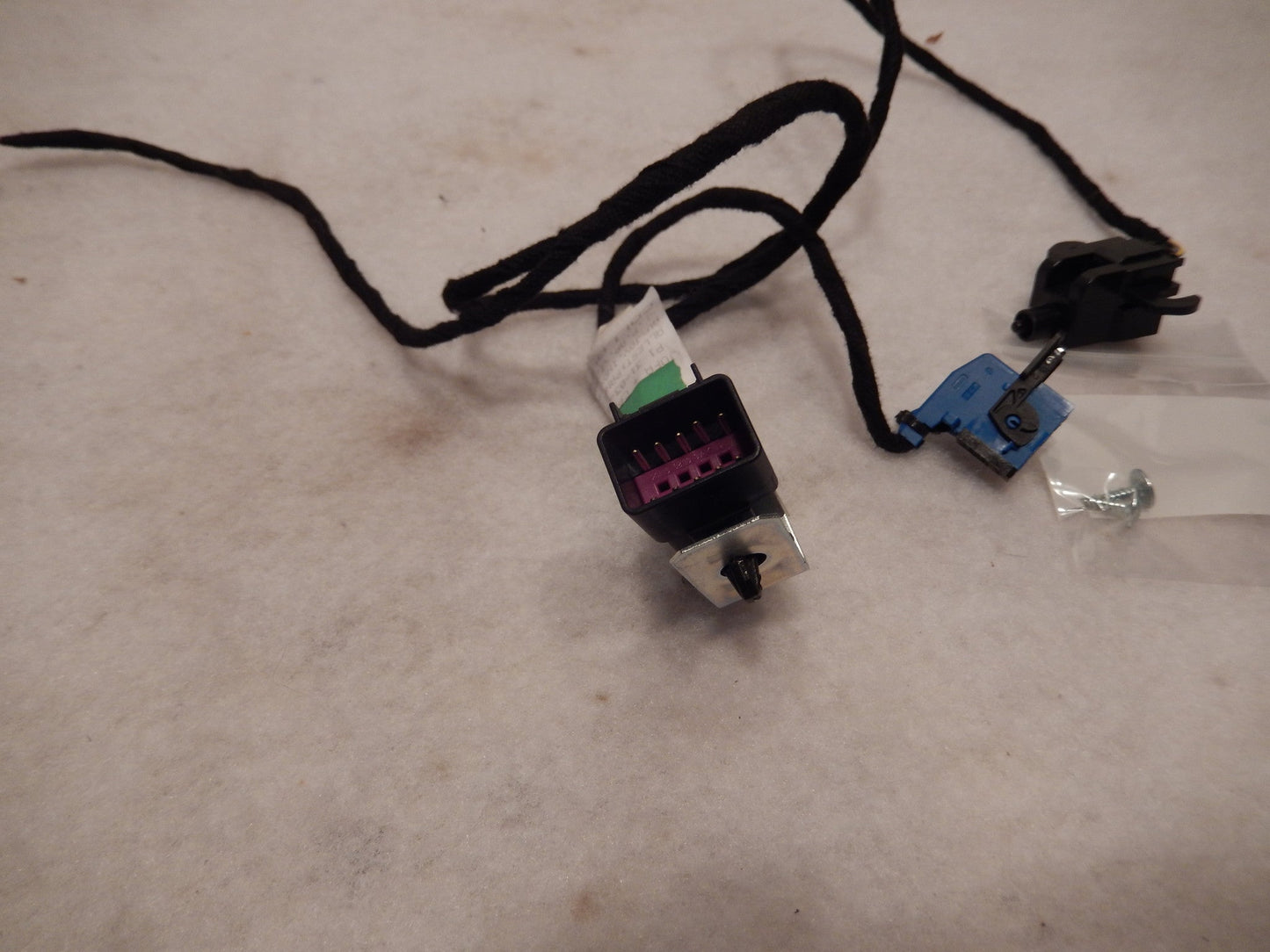 Maserati Quattroporte M-139 NOS Front Drivers Door Handle Wire Harness