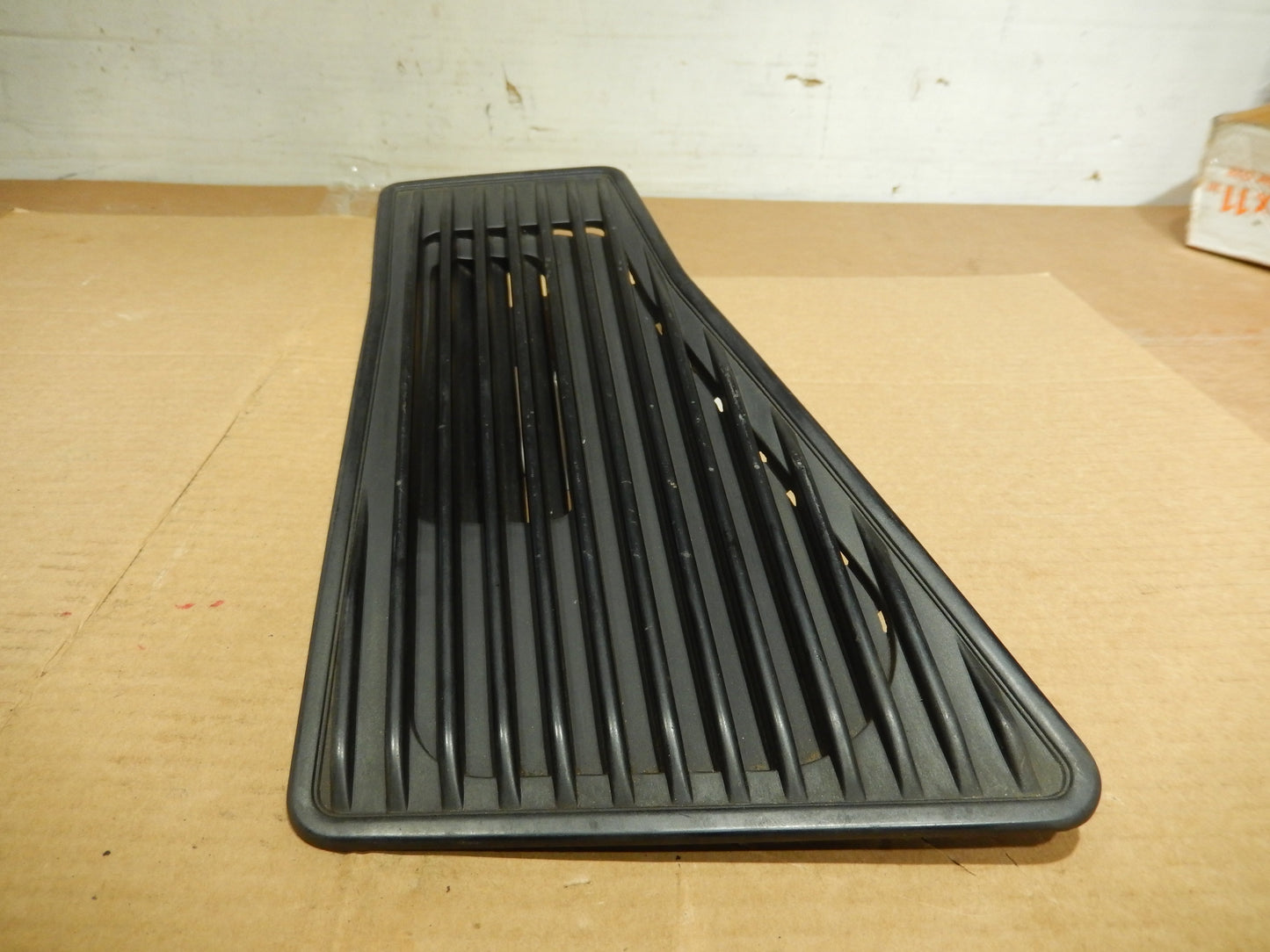 Datsun 280ZX Right Hand Hood Vent
