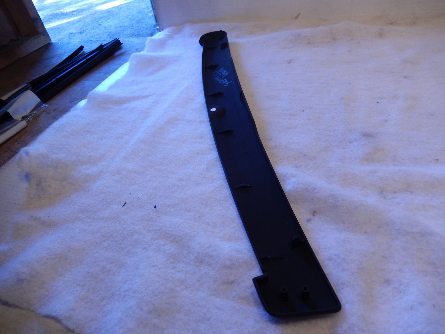 Maserati Quattroporte M-139 Rear Drivers Interior Door Sun Shade Cover