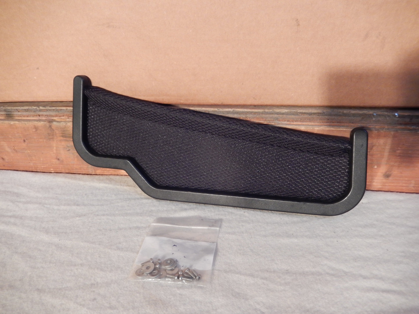 Maserati Quattroporte OEM Trunk / Boot Interior Battery Cover Cargo Net