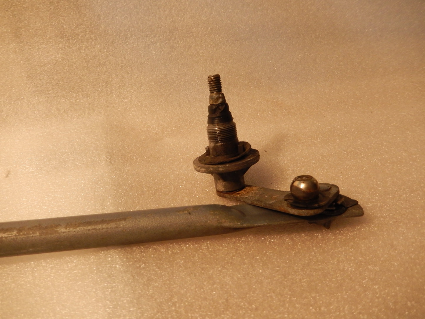 Datsun 280ZX Wiper Mechanism