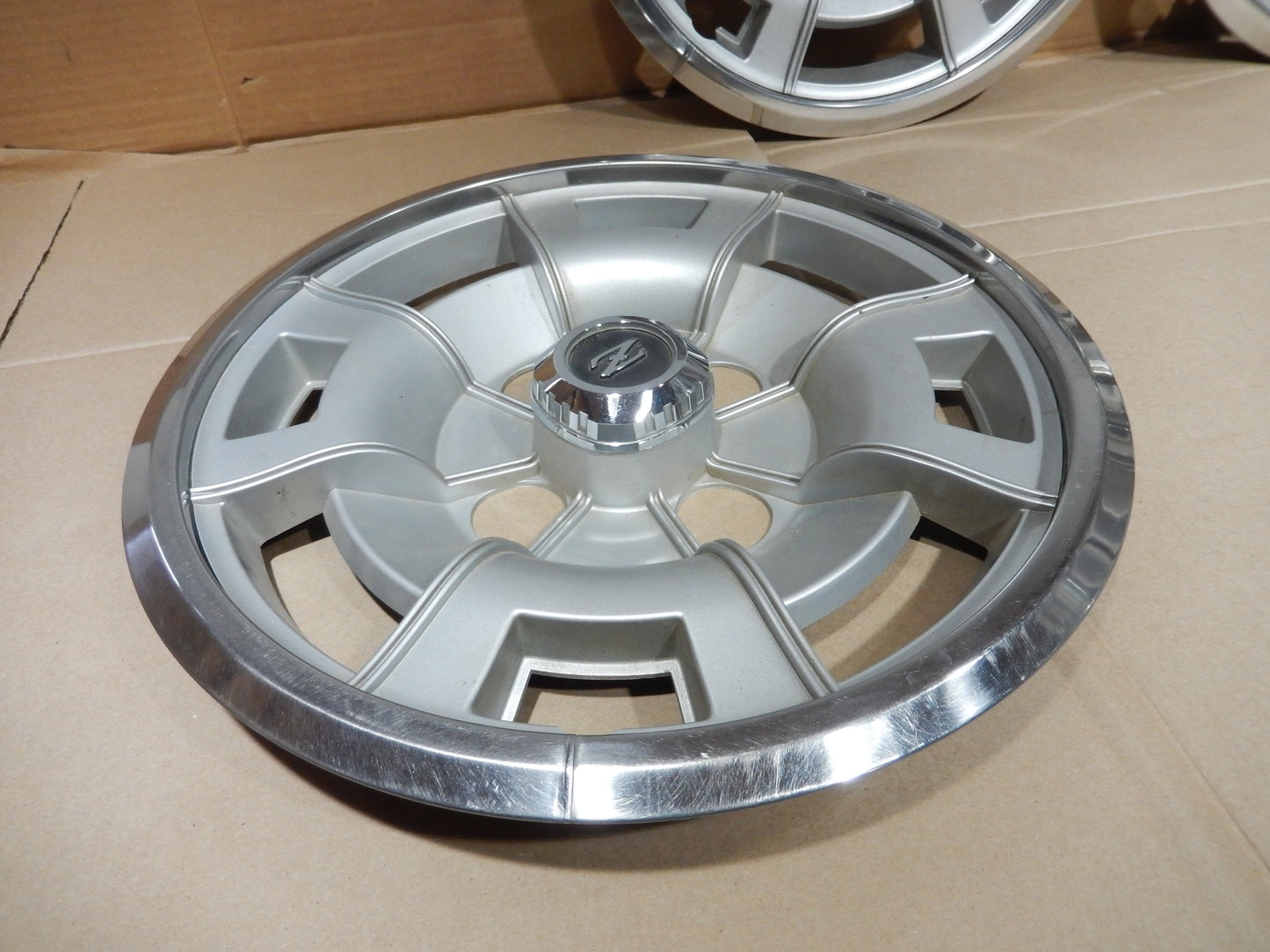 Datsun 280Z Set Of Five Hub Caps Finest