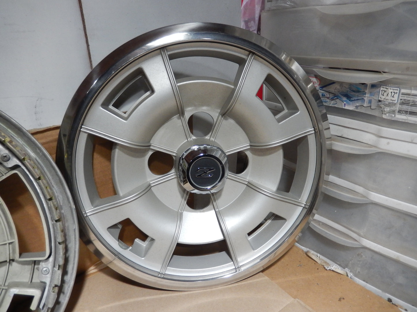 Datsun 280Z Set Of Five Hub Caps Finest