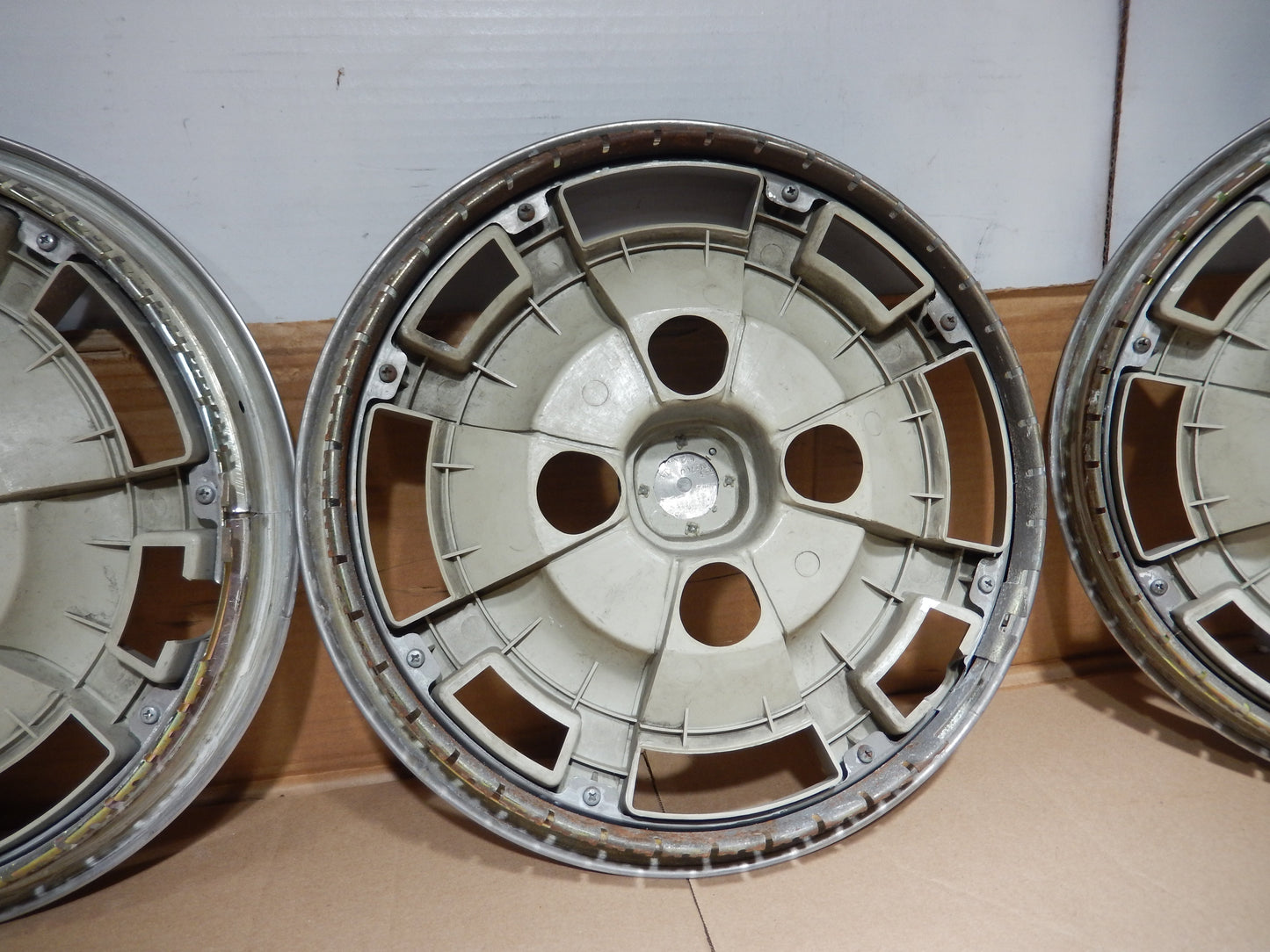 Datsun 280Z Set Of Five Hub Caps Finest