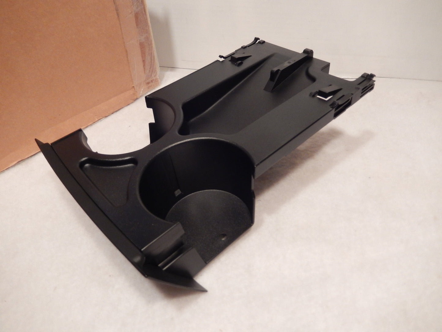 Range Rover NOS , NEW Slide Out Cup Holder