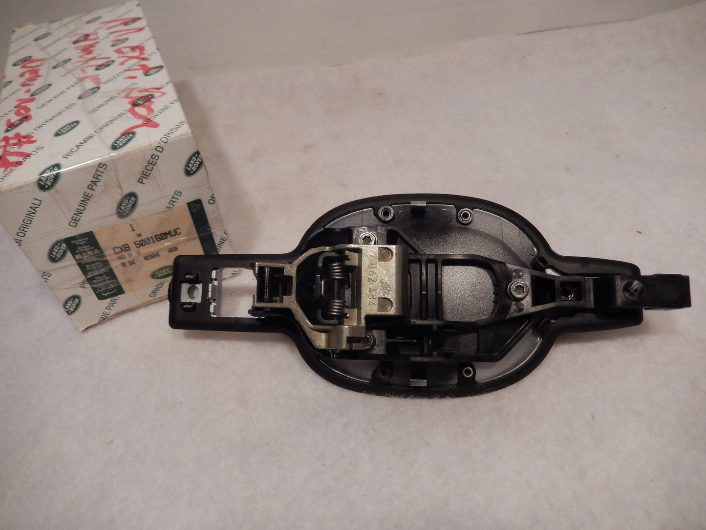Range Rover 2003 - 06 NOS , New Exterior Door Handle Silver