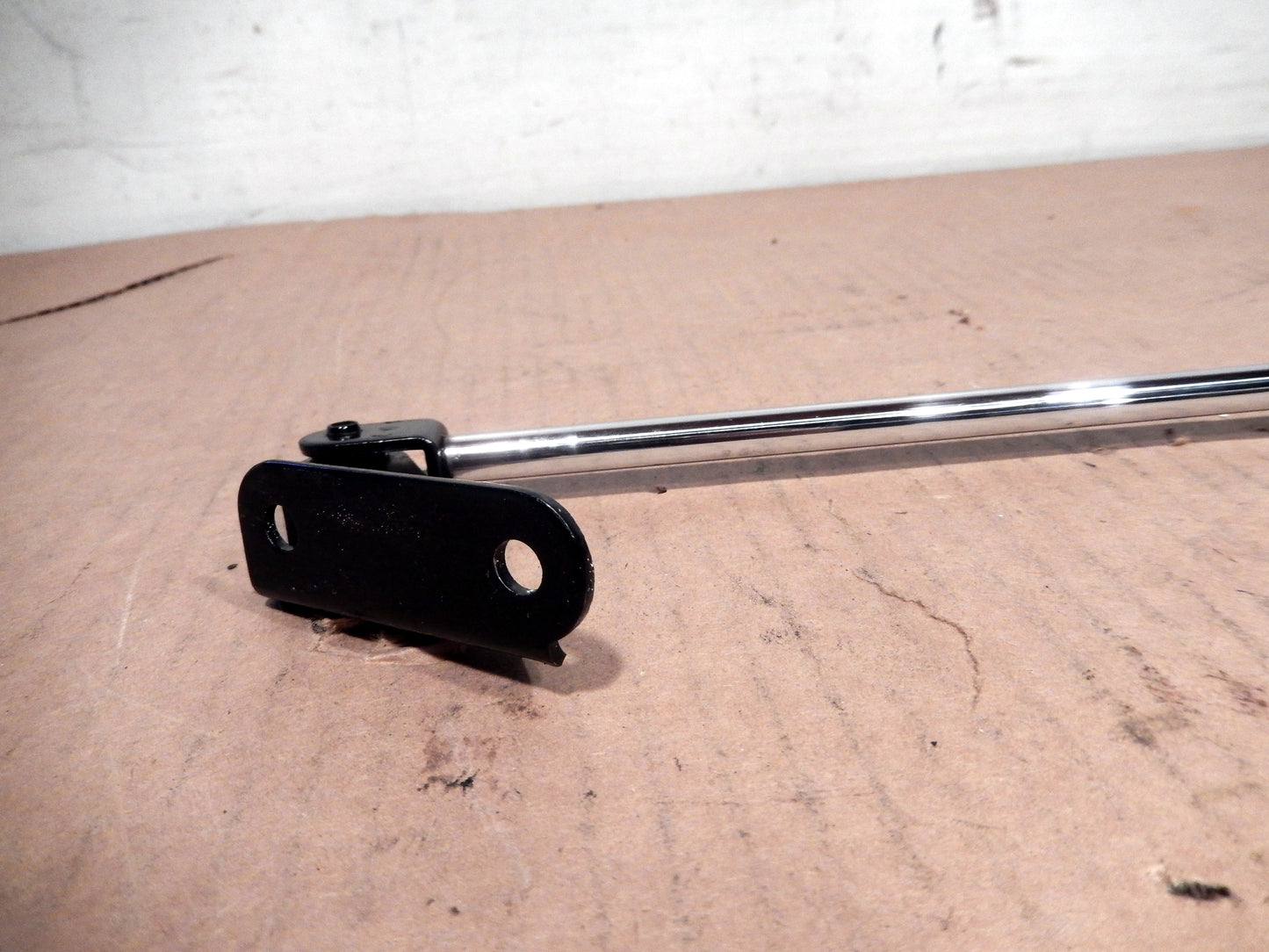 Datsun 280Z OEM Rear Hatch Lift