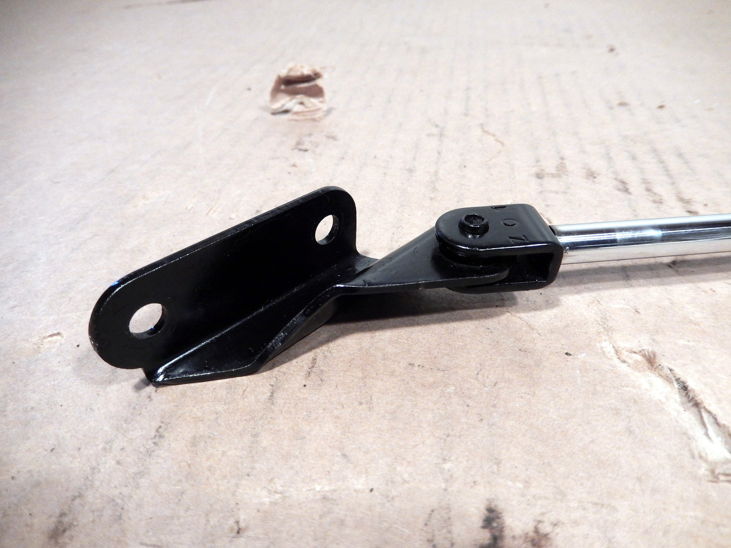 Datsun 280Z OEM Rear Hatch Lift