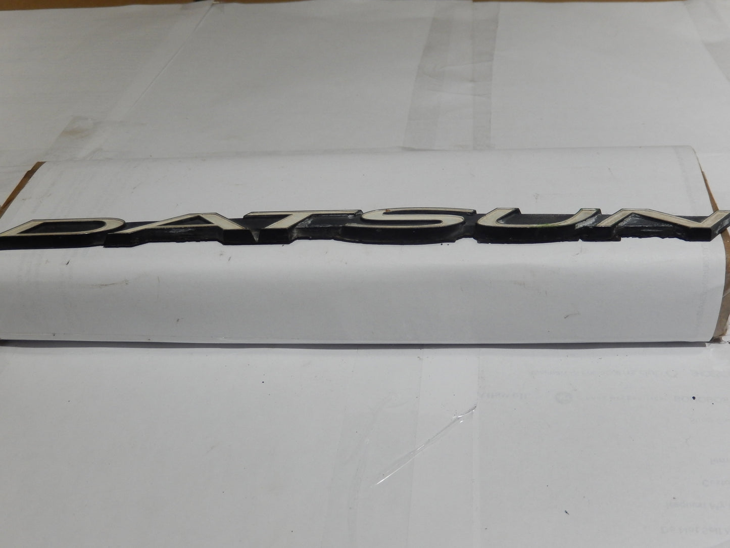 Datsun 240Z Front Fender Script