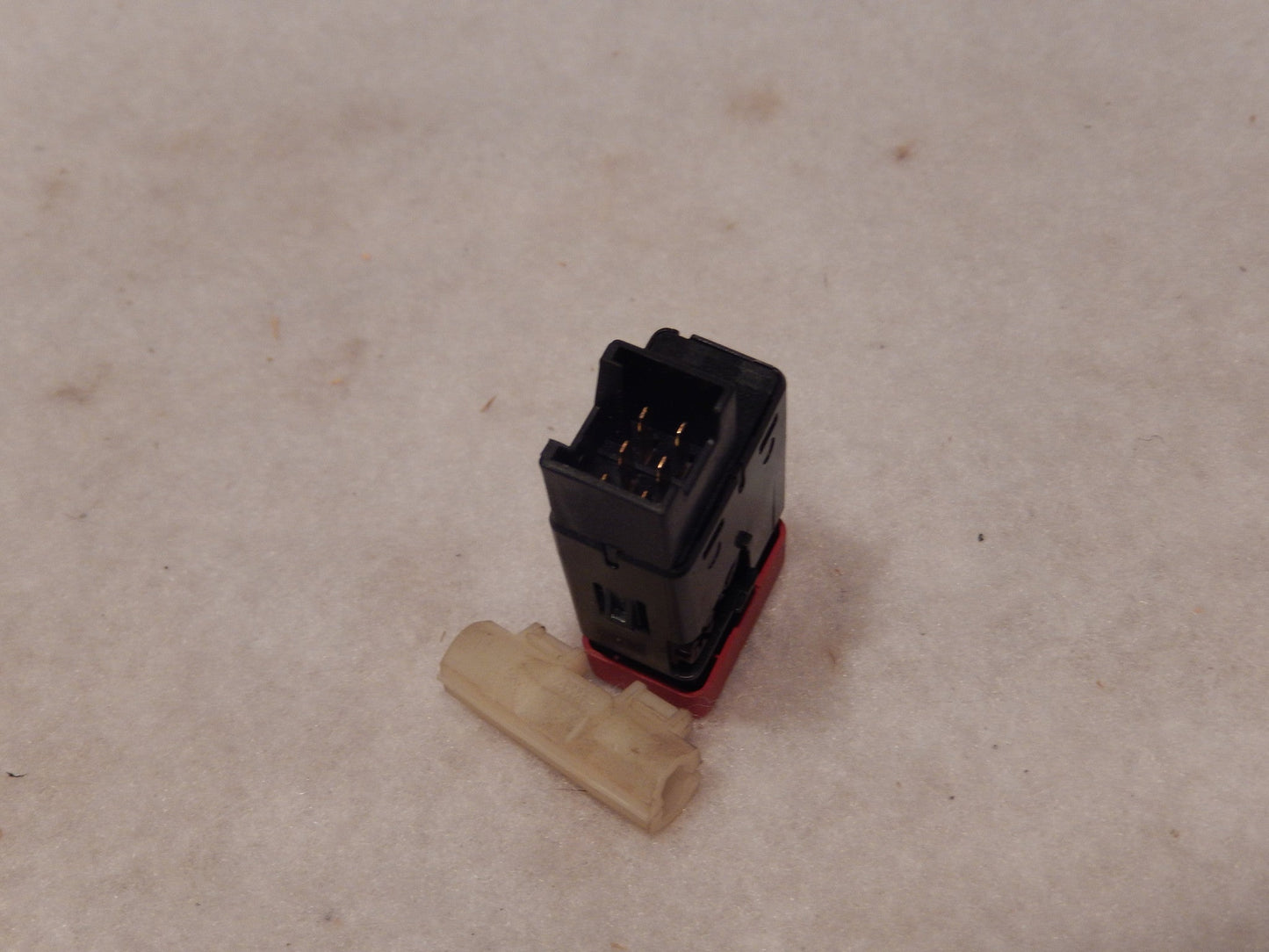Range Rover P-38 Dashboard Hazard Switch