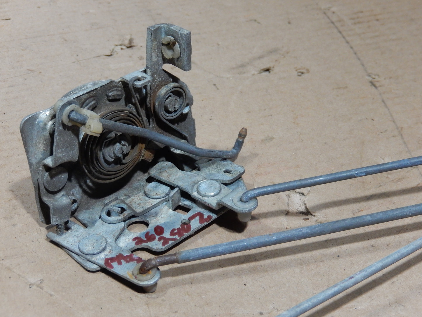 Datsun 240Z 260Z Passenger Door Locking Assembly