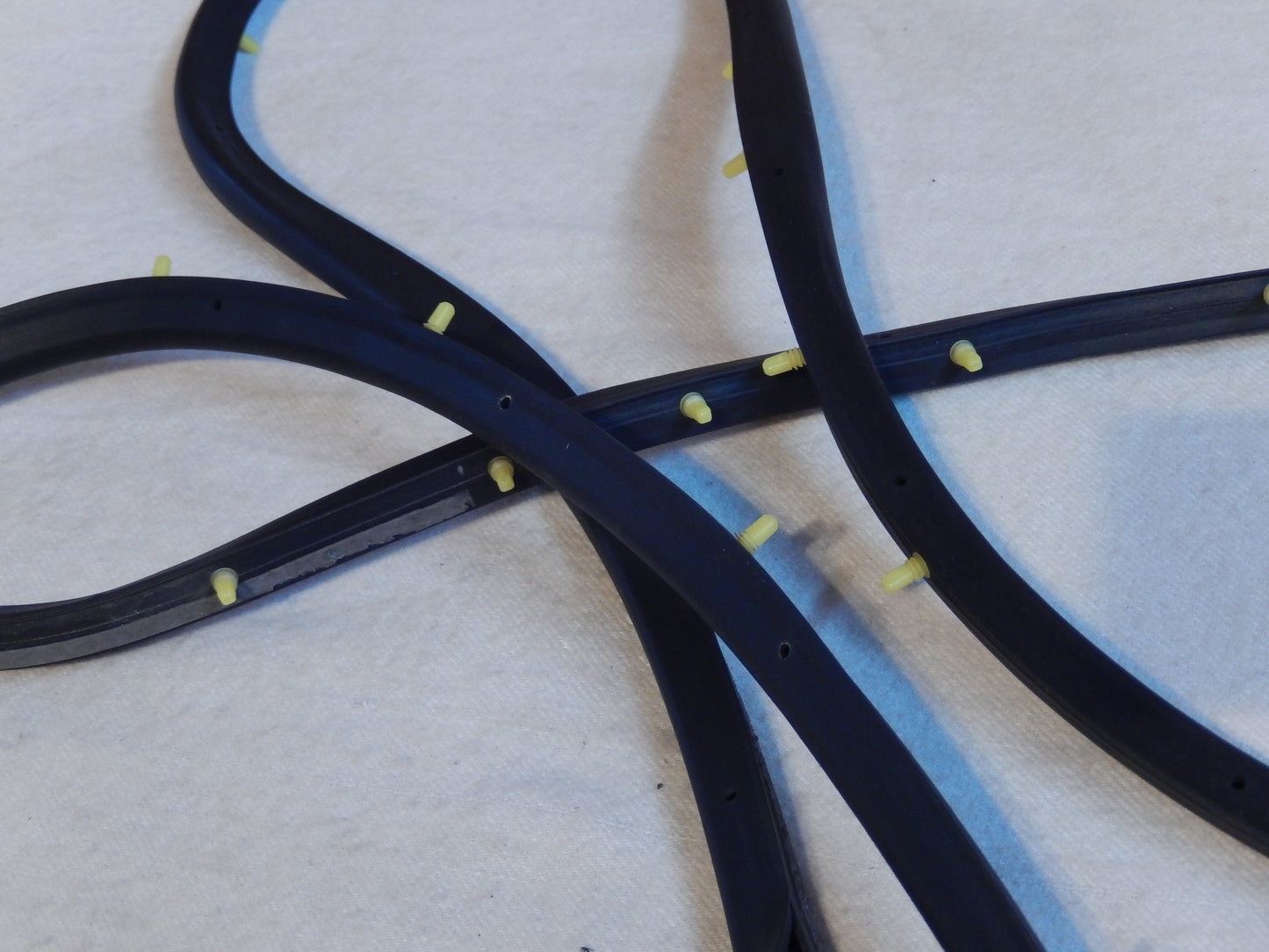 Maserati Quattroporte M-139 04 - 2014 Rear Drivers Inner Door Frame Seal