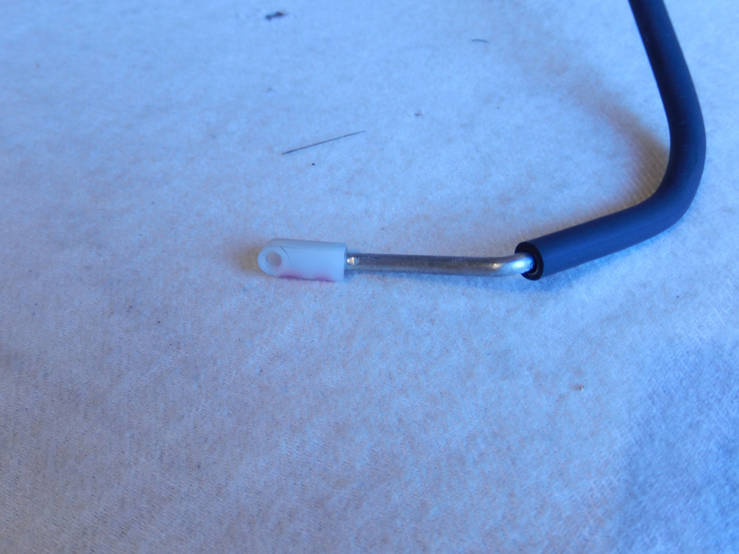 Maserati Quattroporte M-139 04 - 014 Rear Passengers Door Lock Lift Rod