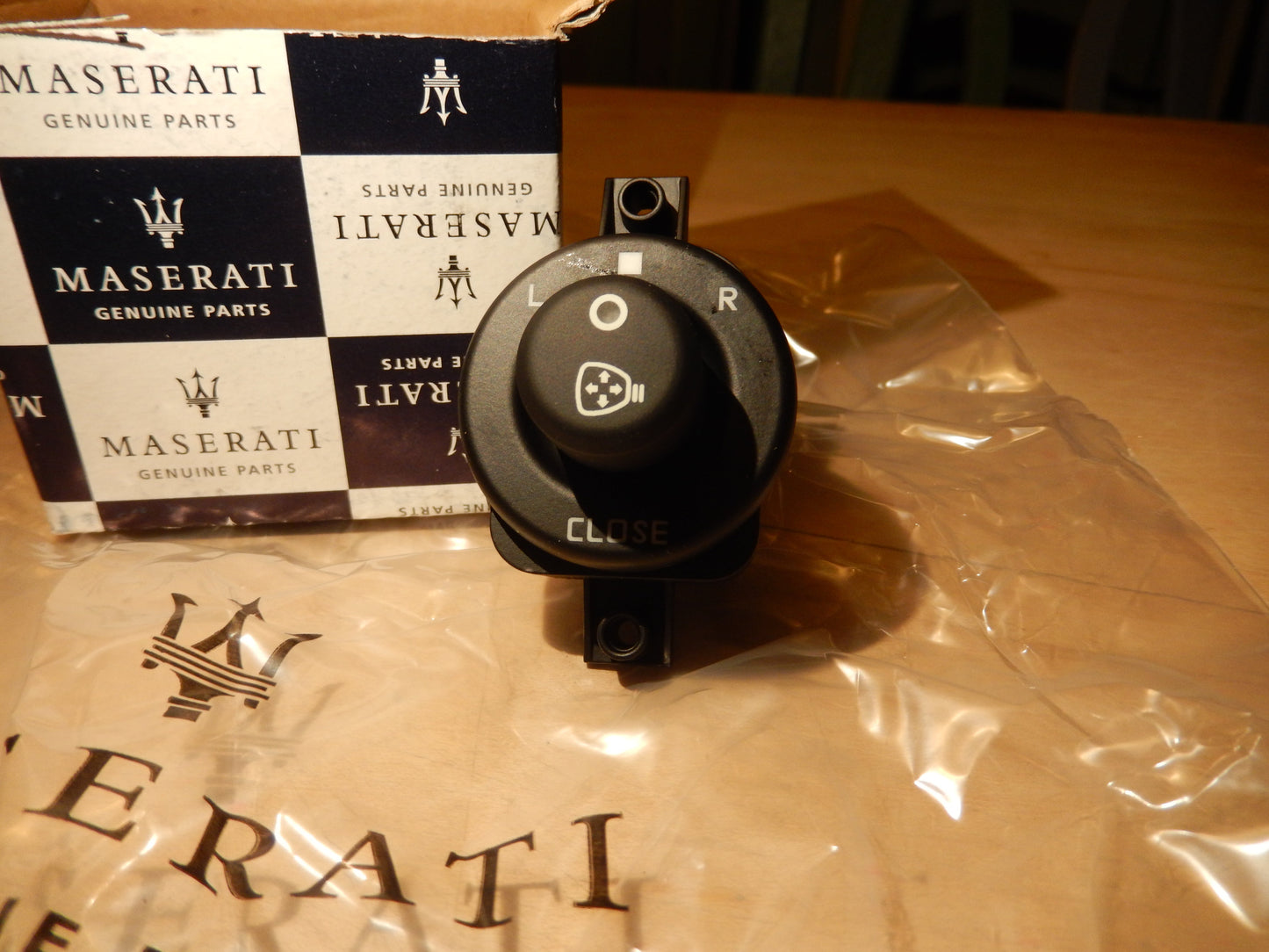 Maserati Quattroporte M-139 Divers Door Panel Remote Mirrors